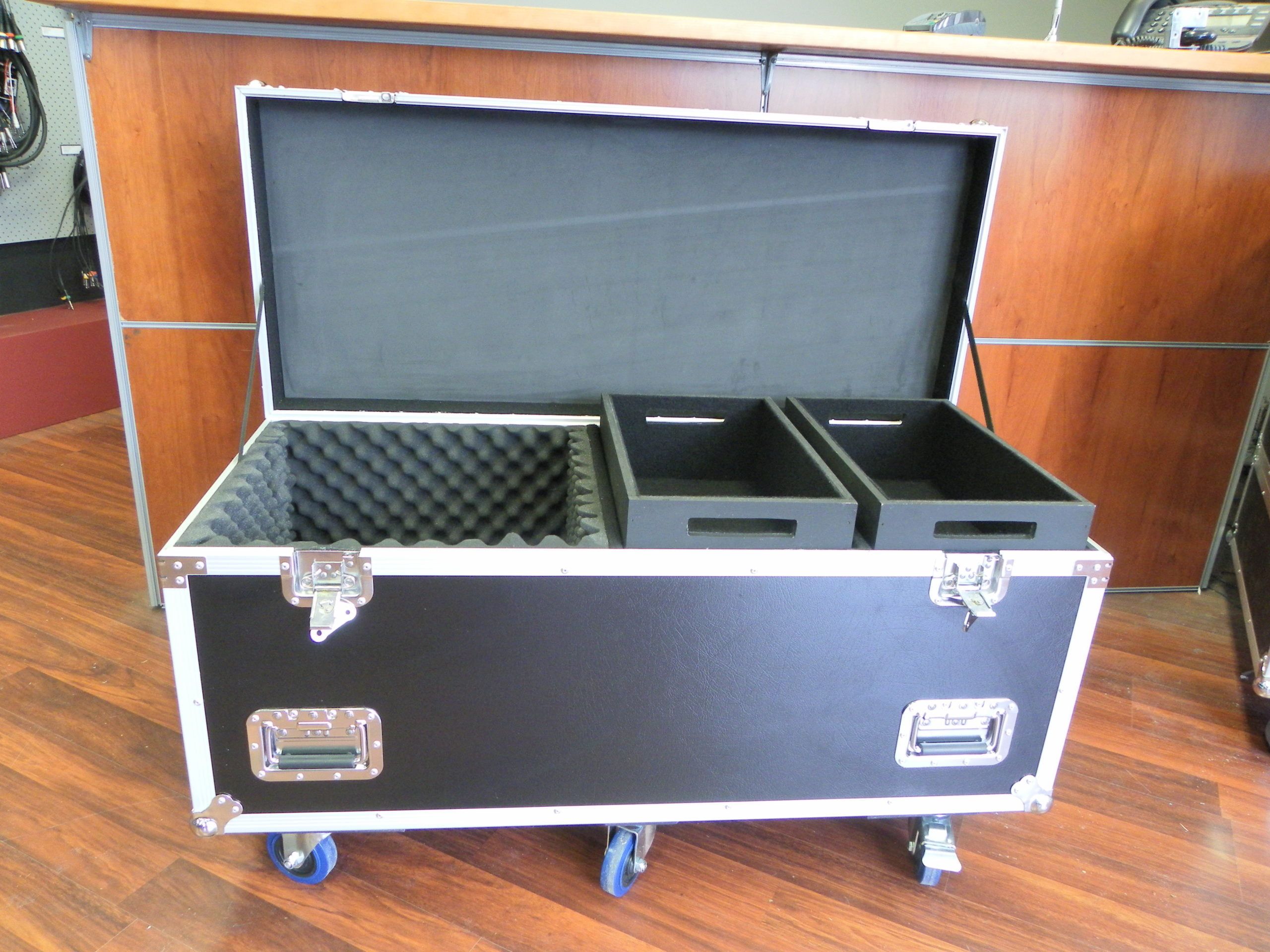 Custom Packer Case With Laptop Dividers, Storage Compartment and Drop Tray (view 4 of 7)