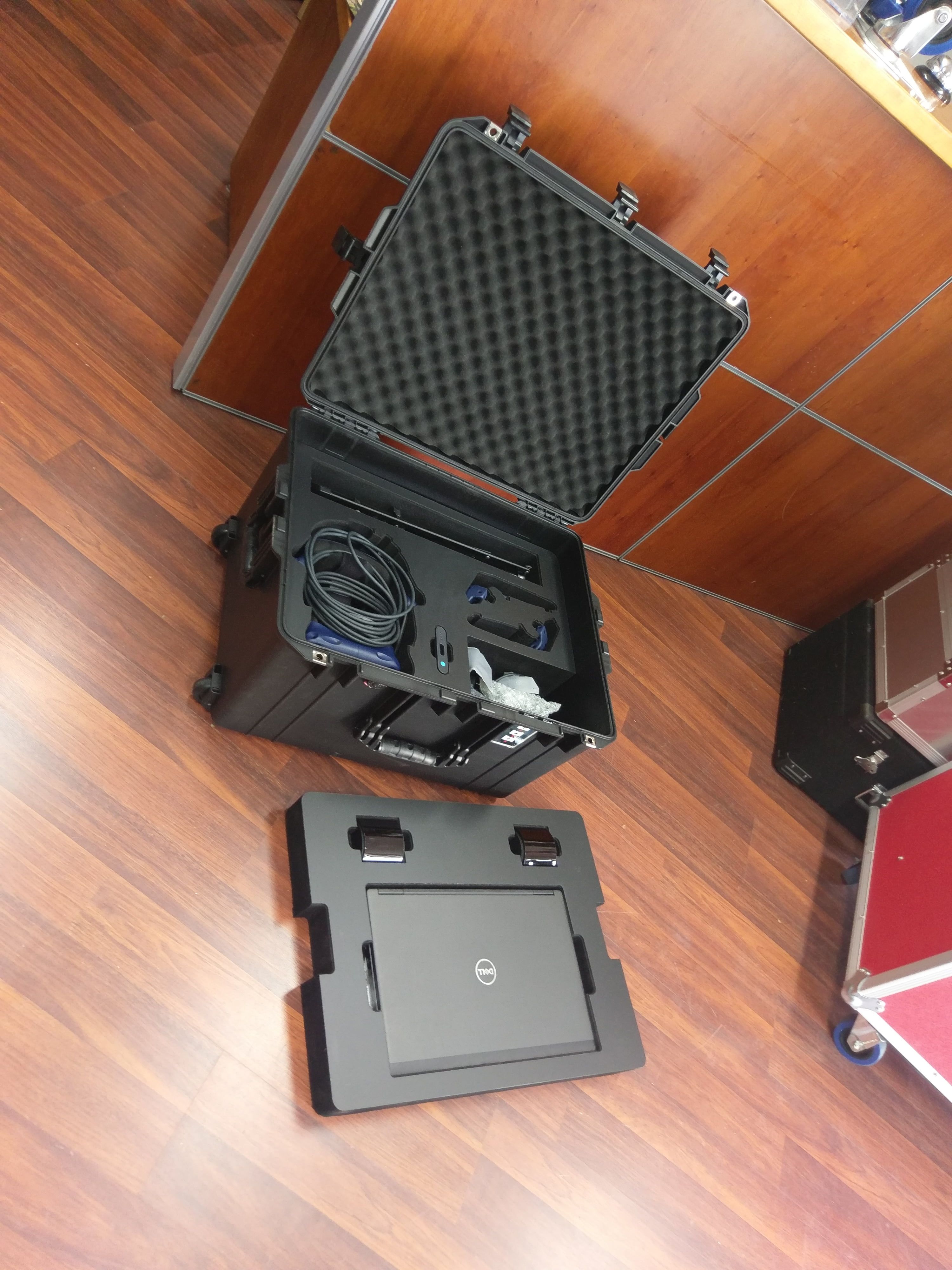 Custom Foam Insert For HTC Vive VR Headset In A Pelican 1637 Air (view 5 of 7)