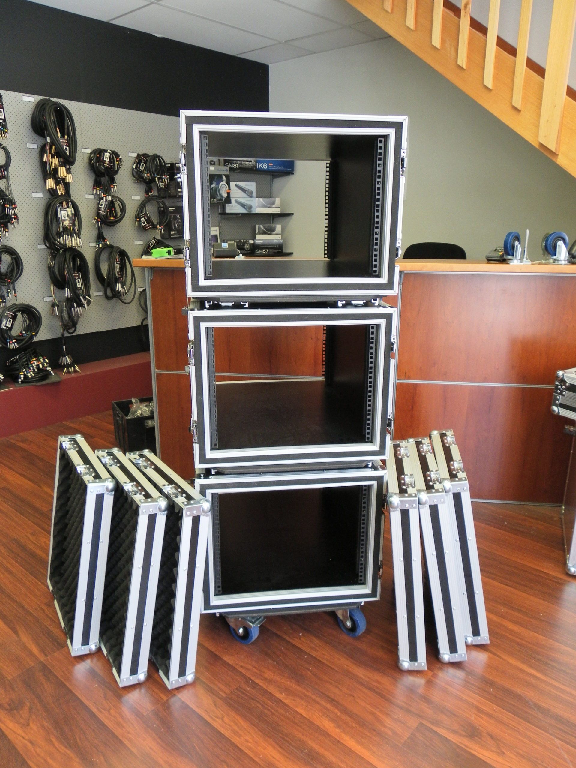 Custom Stacking Server Rack Road Case With Wheels (view 4 of 6)