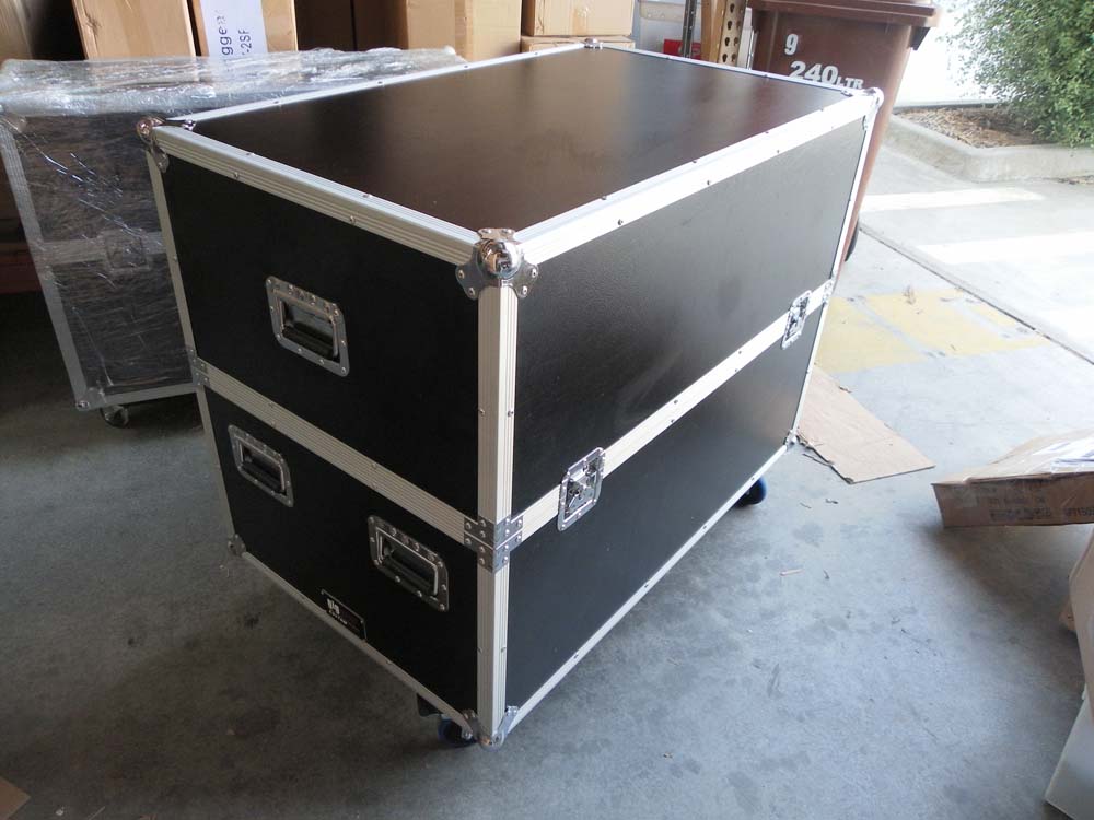 Plasma-Case-Slot-Style-Closed_Dual.jpg