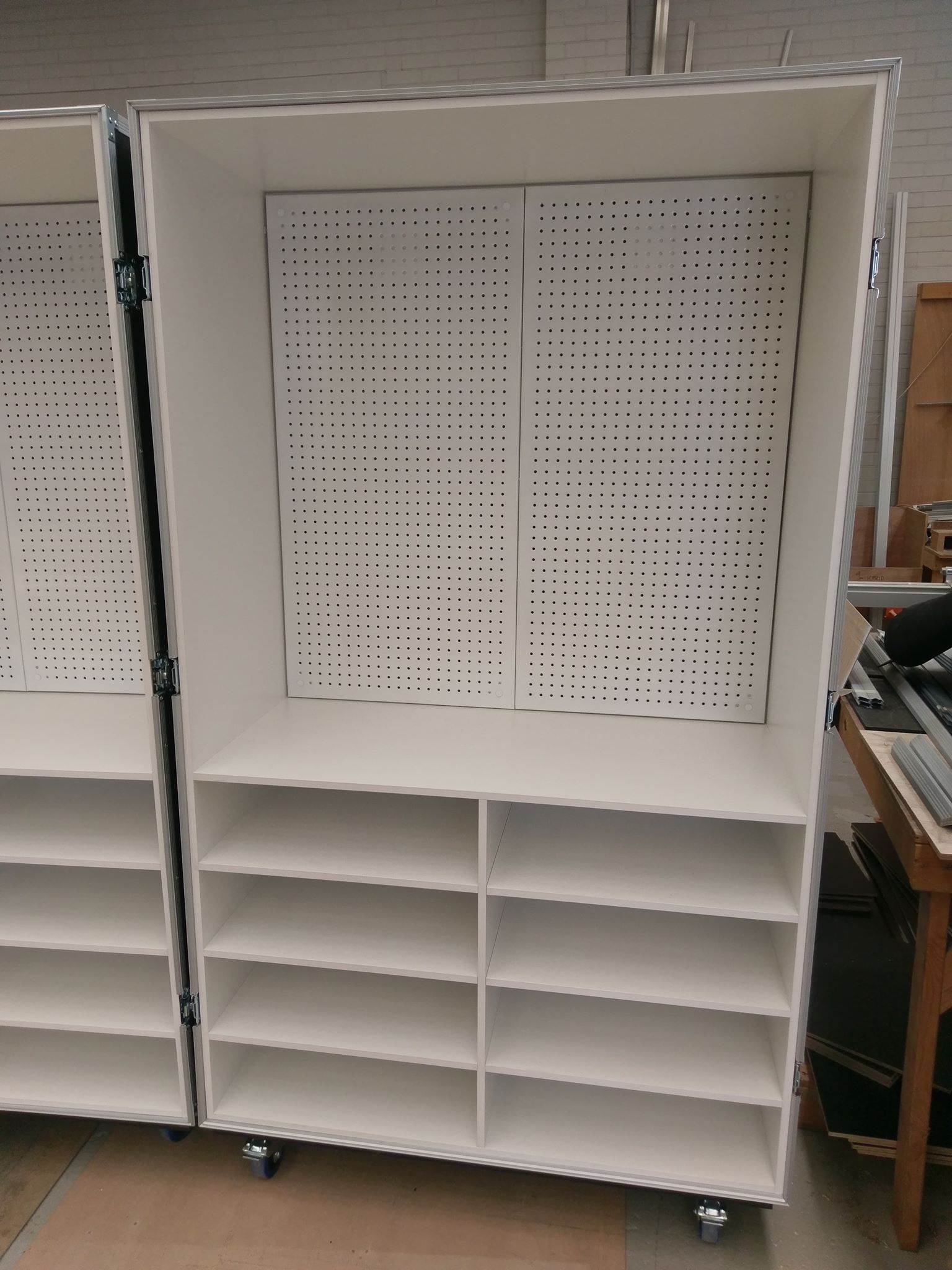 Wardrobe Style Road Case / Merchandise Case on Base Castor (view 6 of 7)
