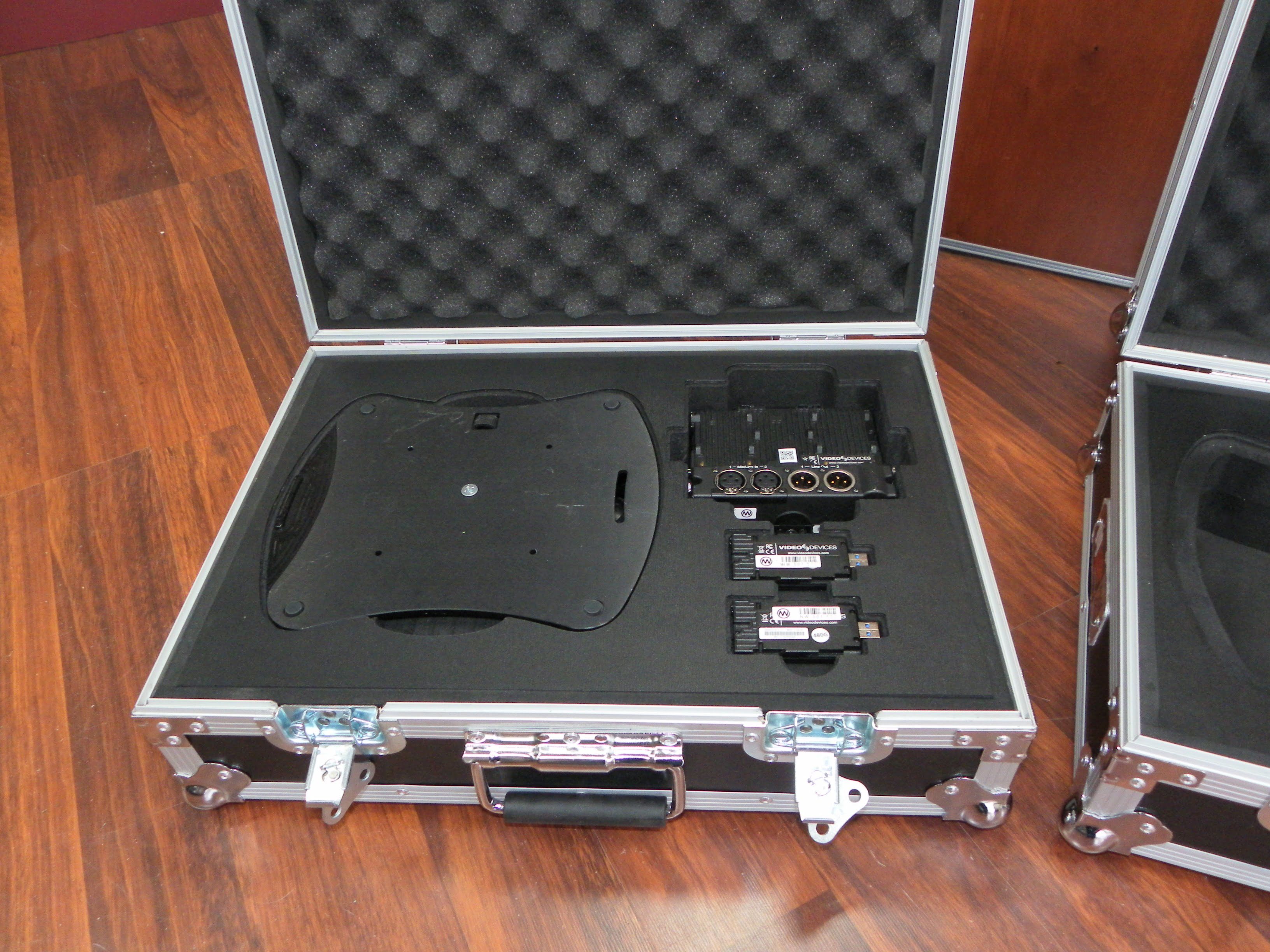 Heavy Duty Road Case Briefcase With Custom Foam Insert For Mixer (view 5 of 5)