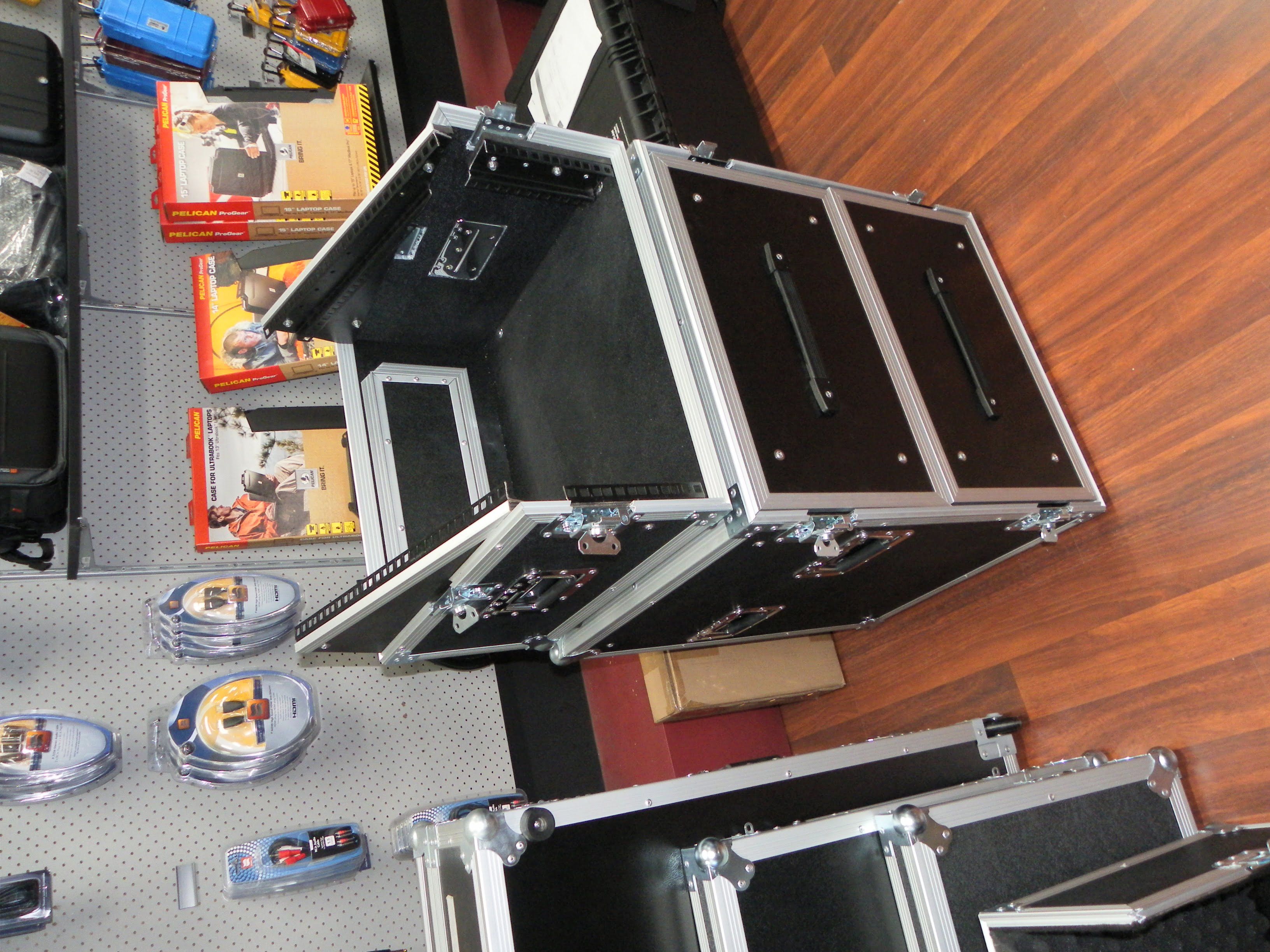 Mixer Case and Drawers Case With Removable Storage Units (view 2 of 5)