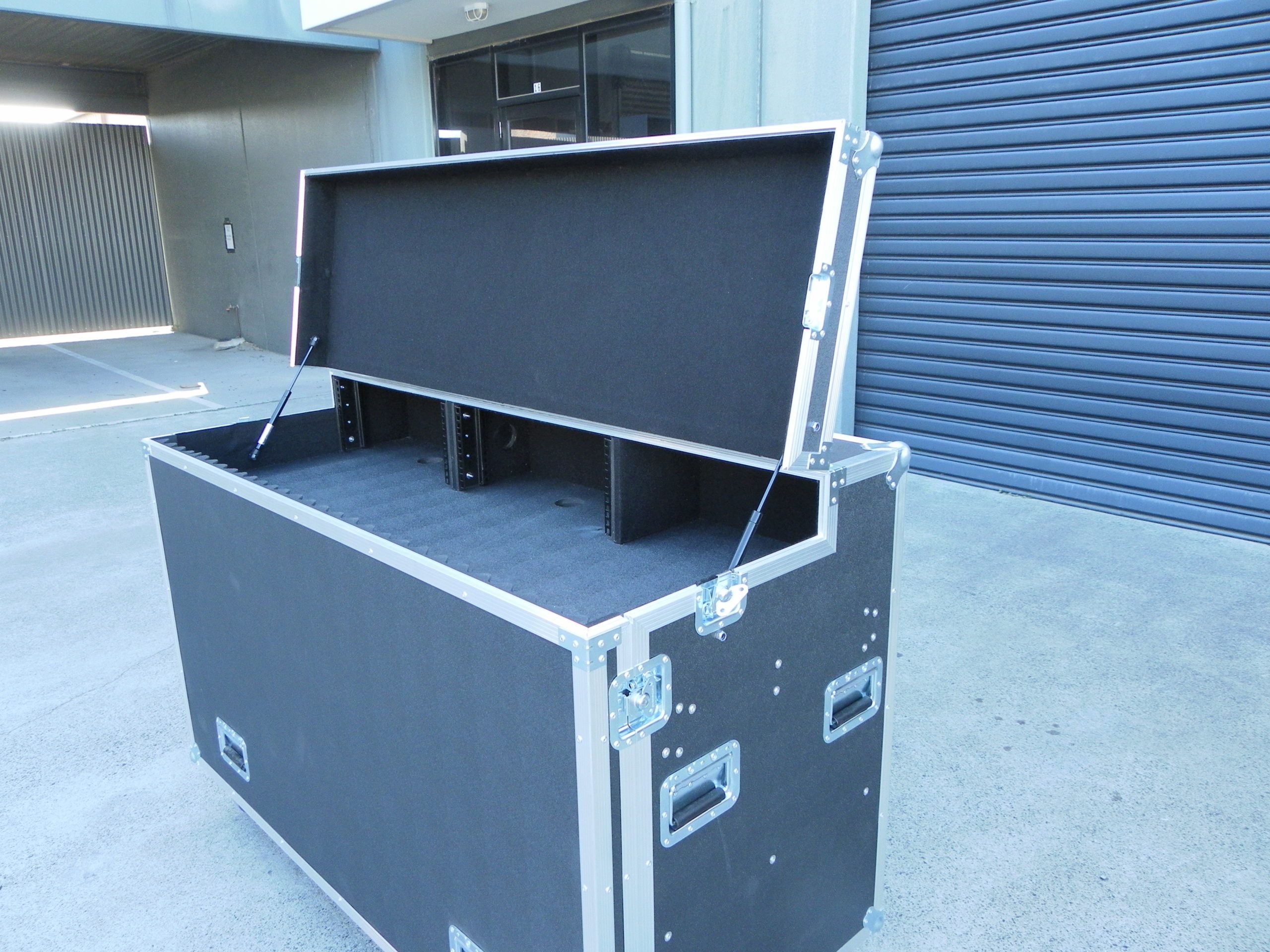 Video Workstation Road Case With Equipment Racking (view 3 of 13)