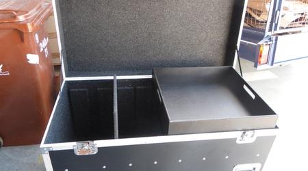 Custom Top Loading Packer Case With Movable Dividers & Drop Tray