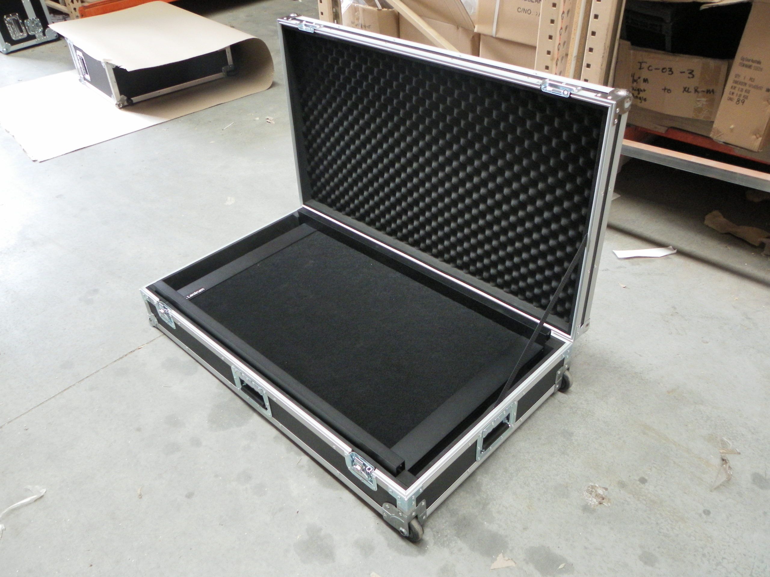 Flat Pack Lectern Road Case (view 7 of 9)