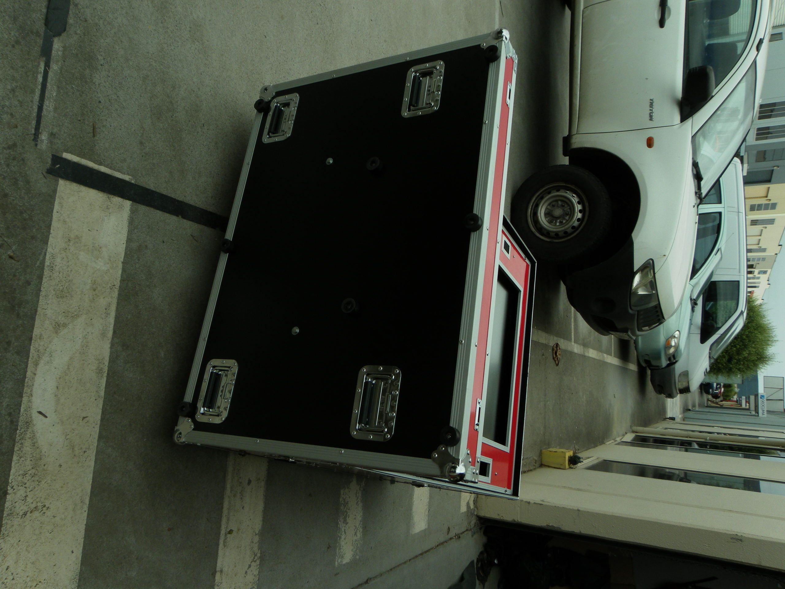 Custom Mounted Screen Road Case With Red Plywood Laminate (view 10 of 15)