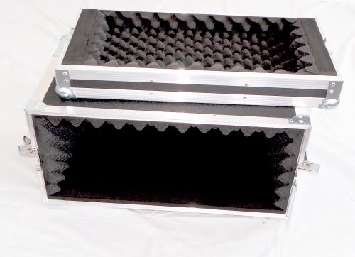 MESSA-BOOGIE-AMP-HEAD-CASE-INSIDE.jpg