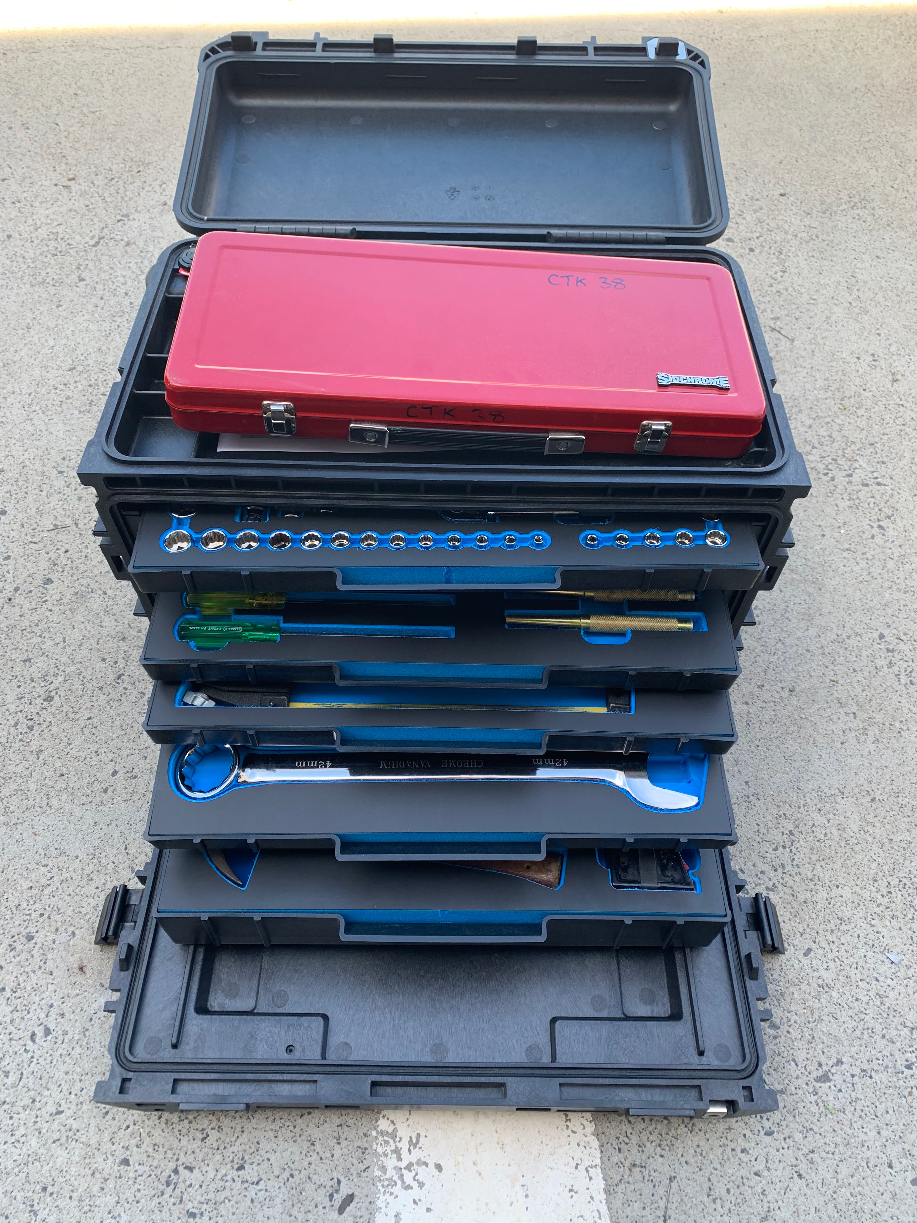 Custom Foam Removable Drawer Inserts For Pelican 0450 Toolbox (view 10 of 10)