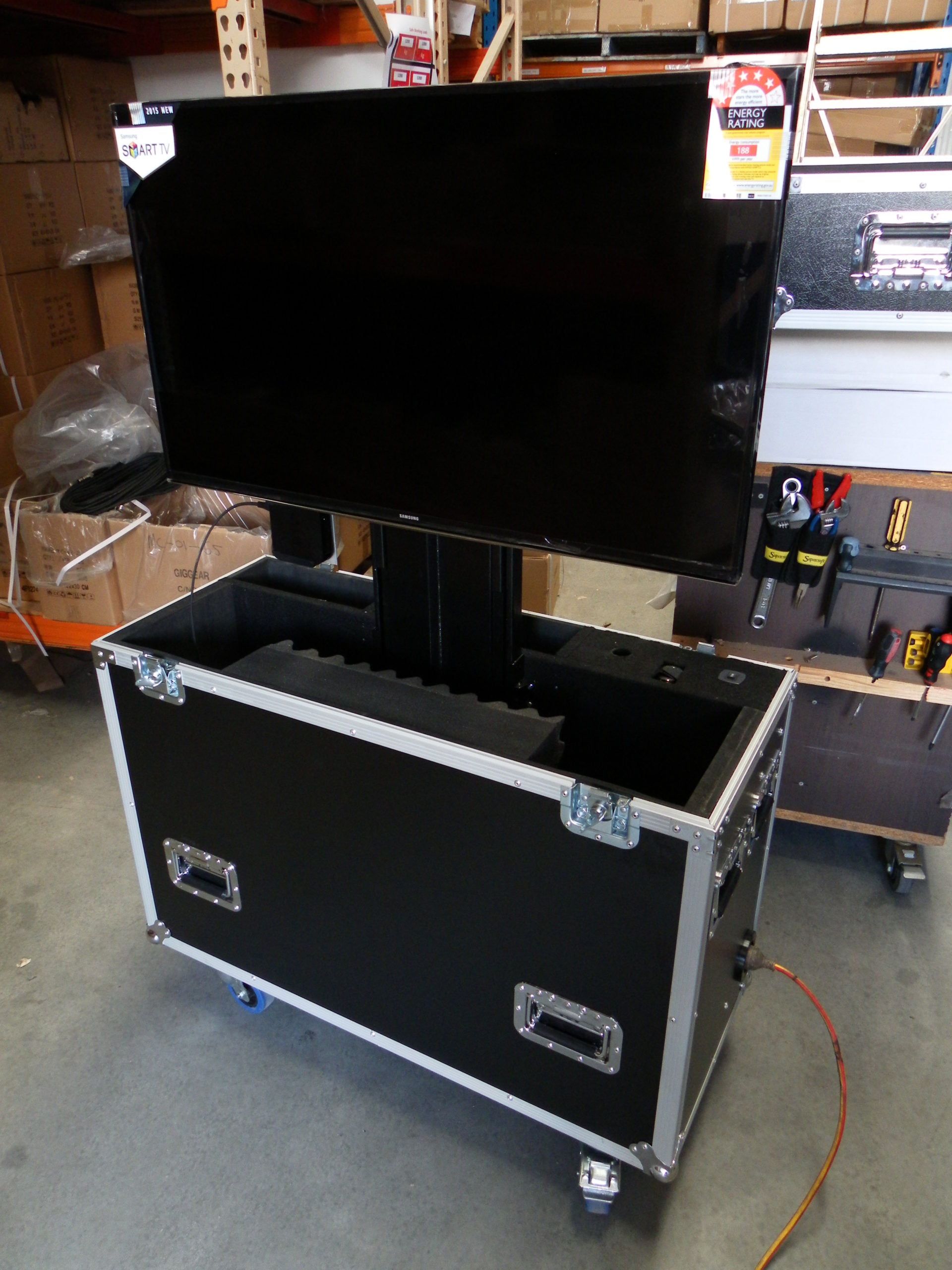 Custom Screen Road Case With Remote Controlled Screen Lift (view 3 of 9)