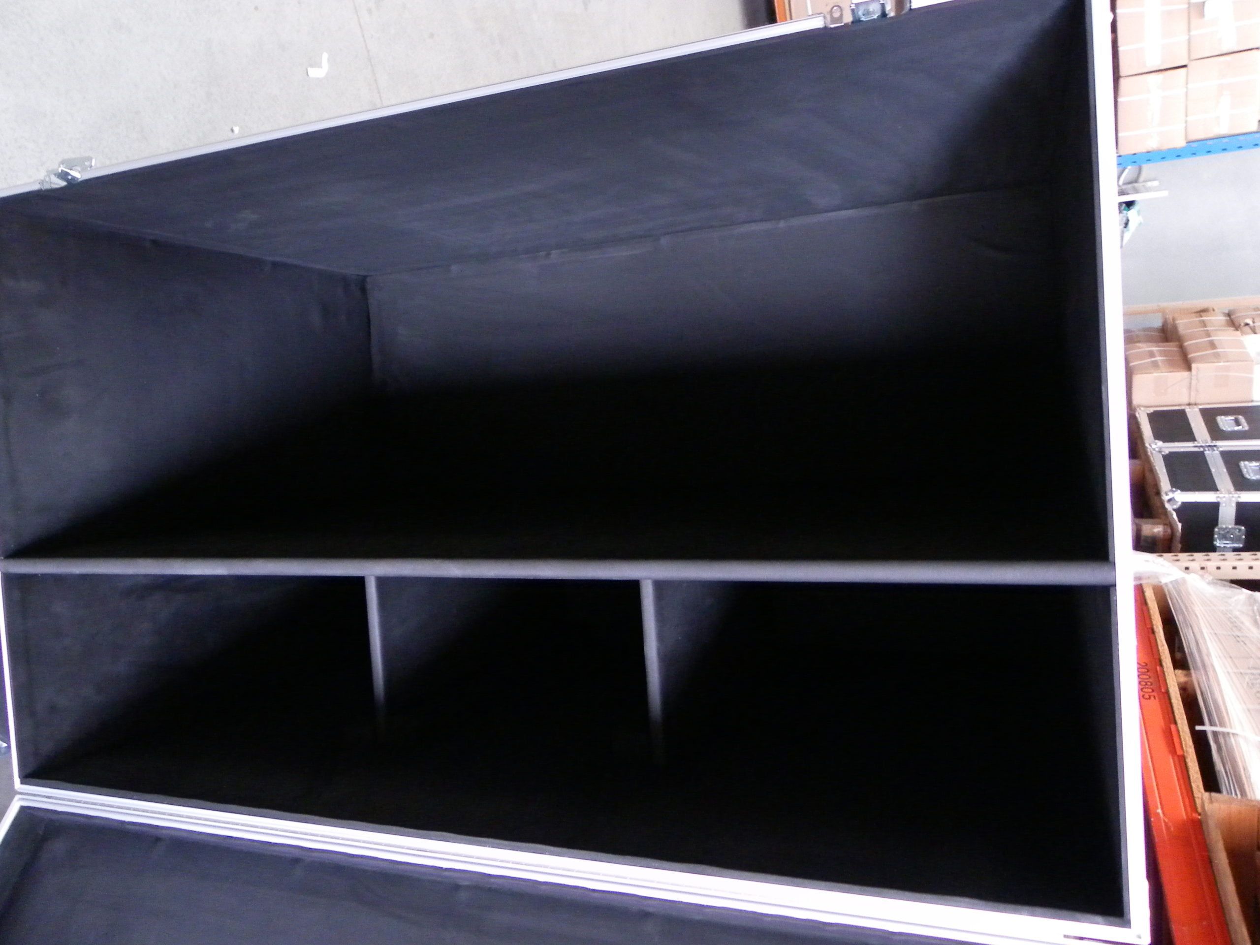 Custom Pinboard Shelf Road Case (view 4 of 4)