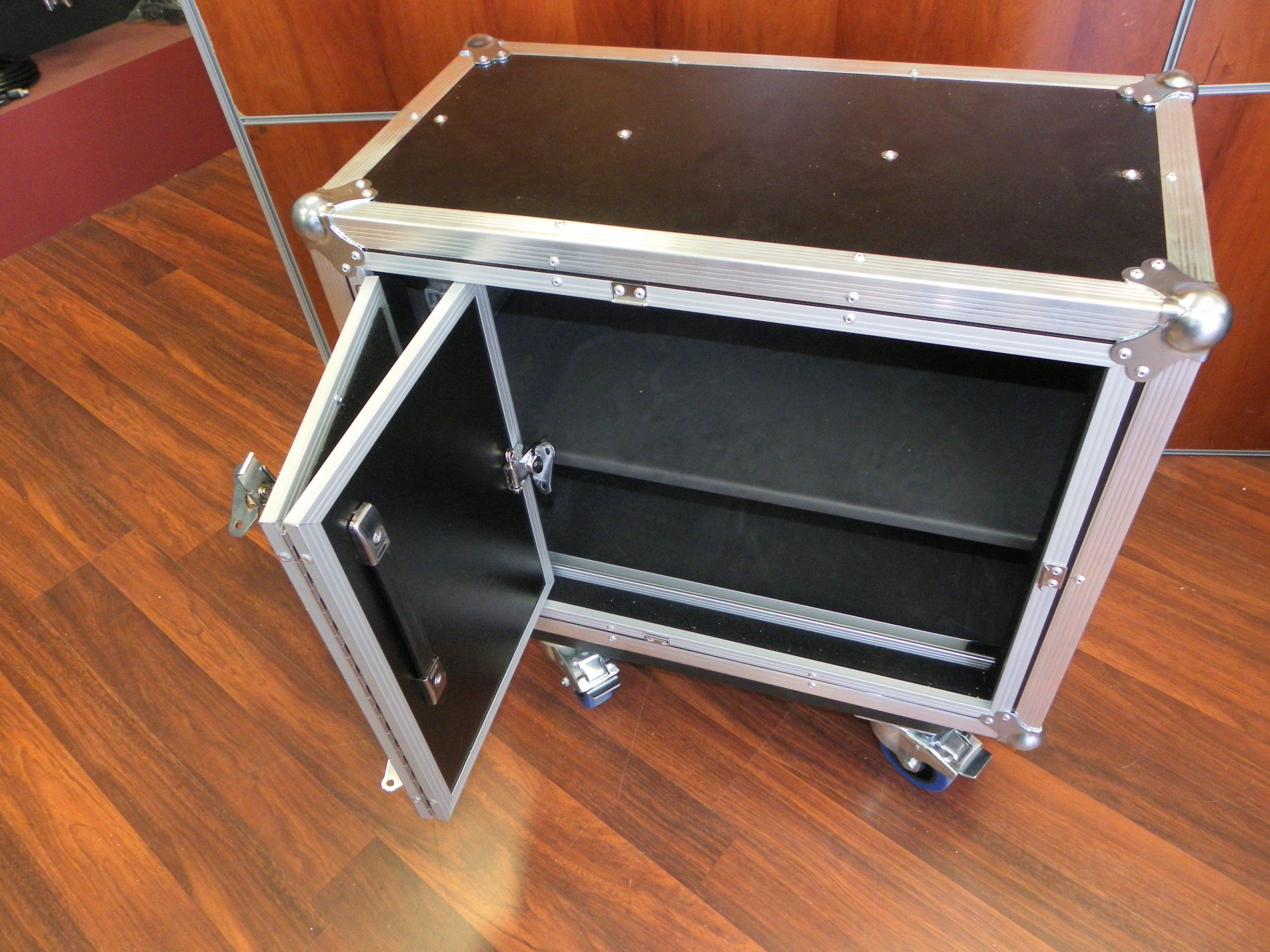 Custom Road Case With Sliding Doors And Divider (view 6 of 10)