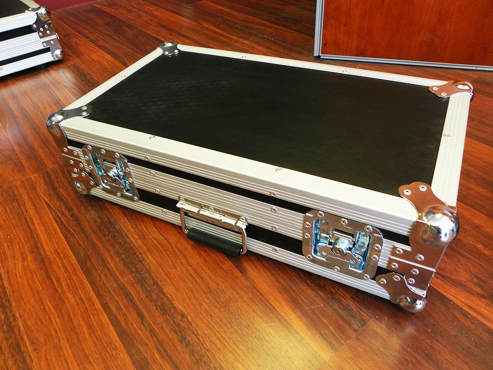 Custom Briefcase Style Packer Road Case (view 3 of 6)