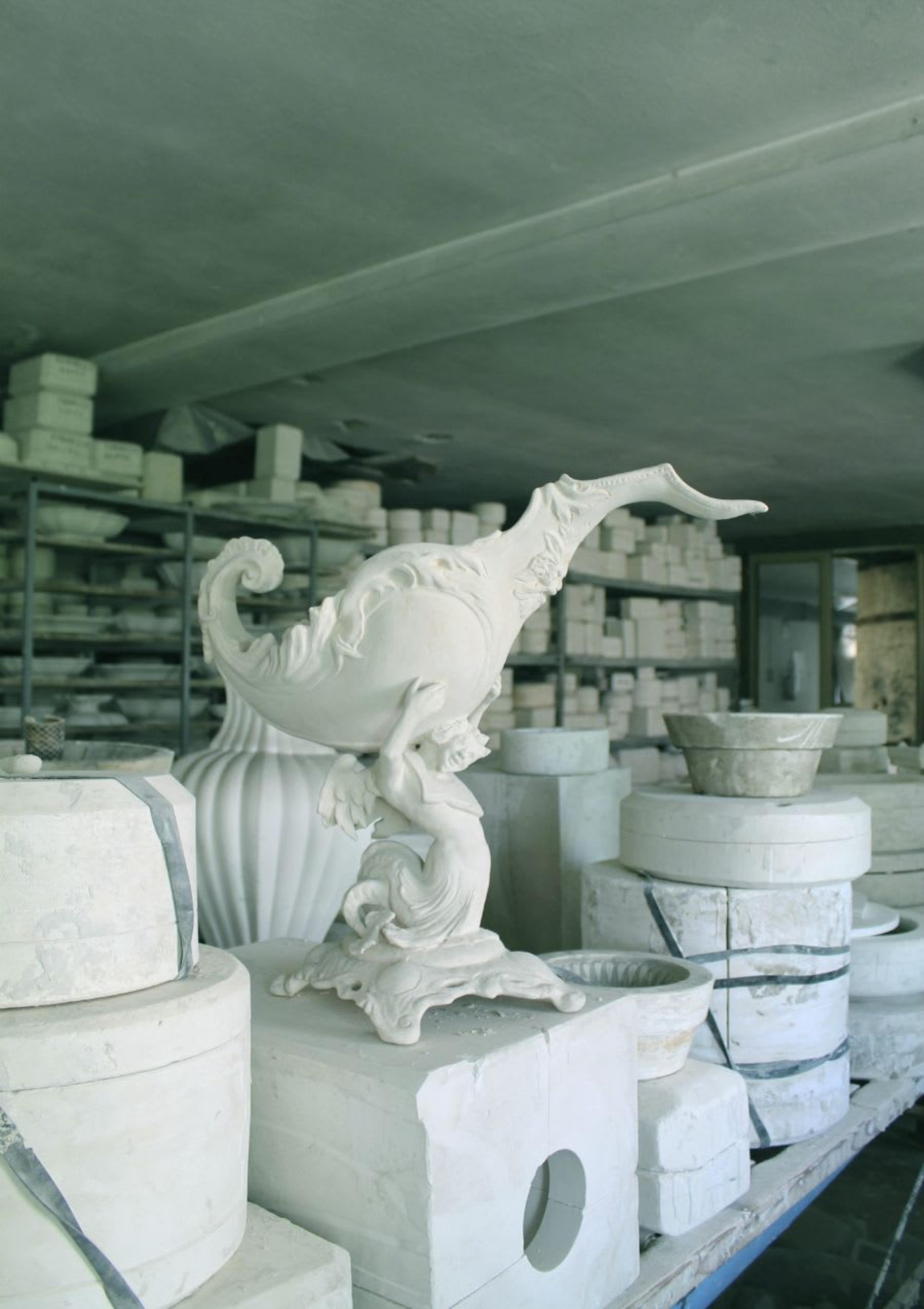 Moules et pièces finies en céramique du céramiste Paolo Polloniato.