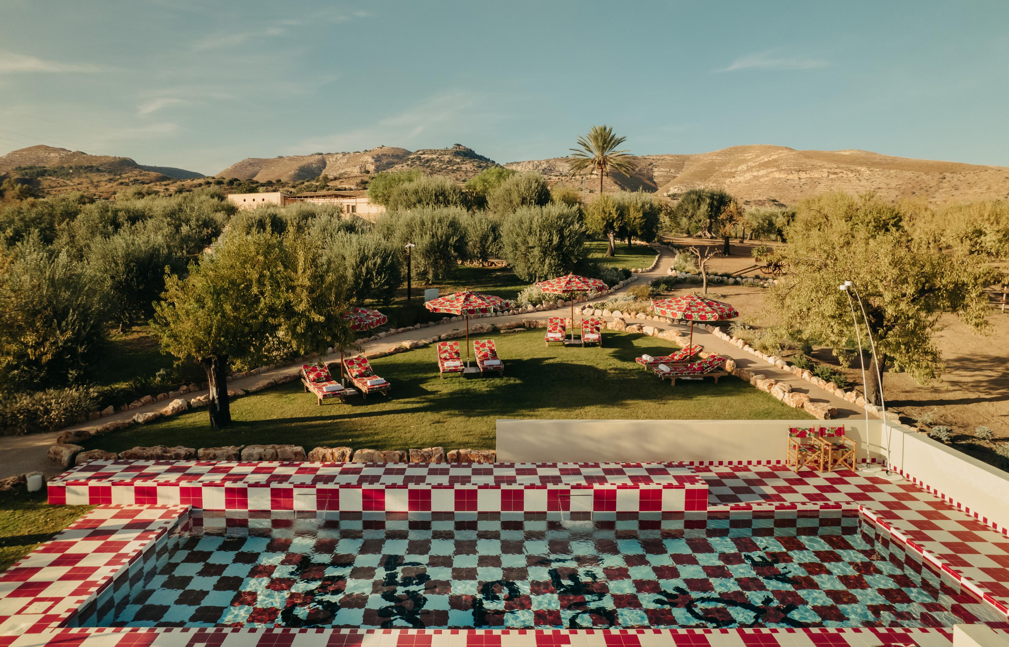 A Colorful Escape in the Heart of Sicily: Braccialieri