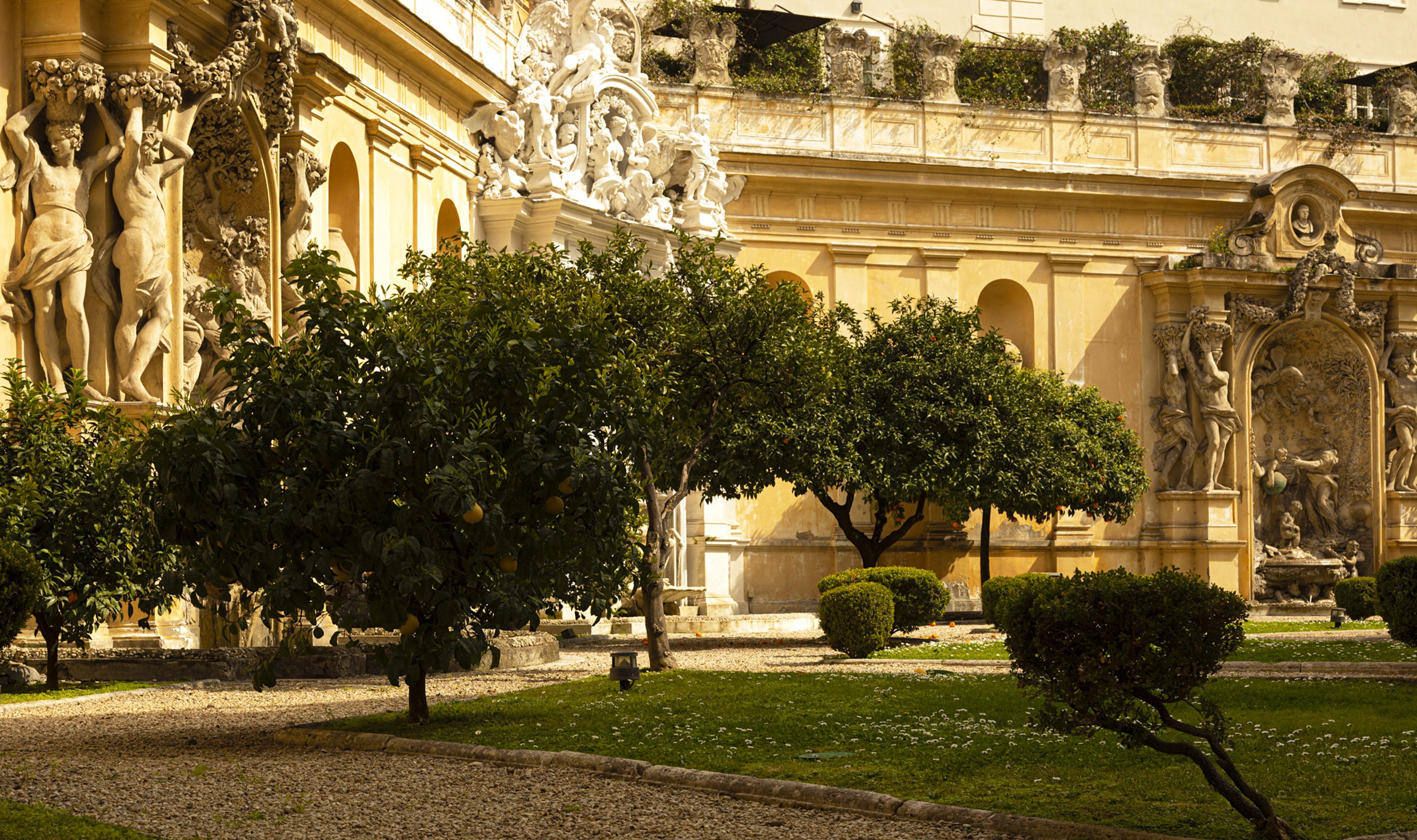 Photography by Mattia Aquila