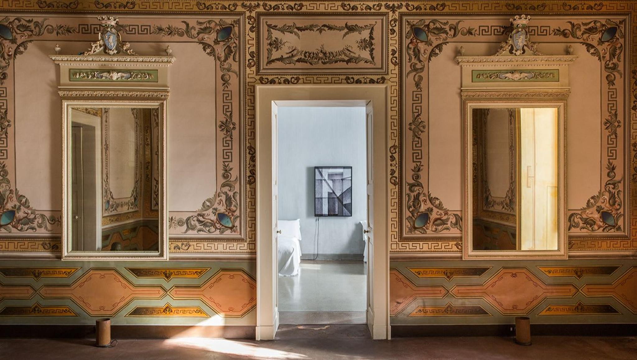 Il minimalismo incontra la maestosità: Palazzo Daniele