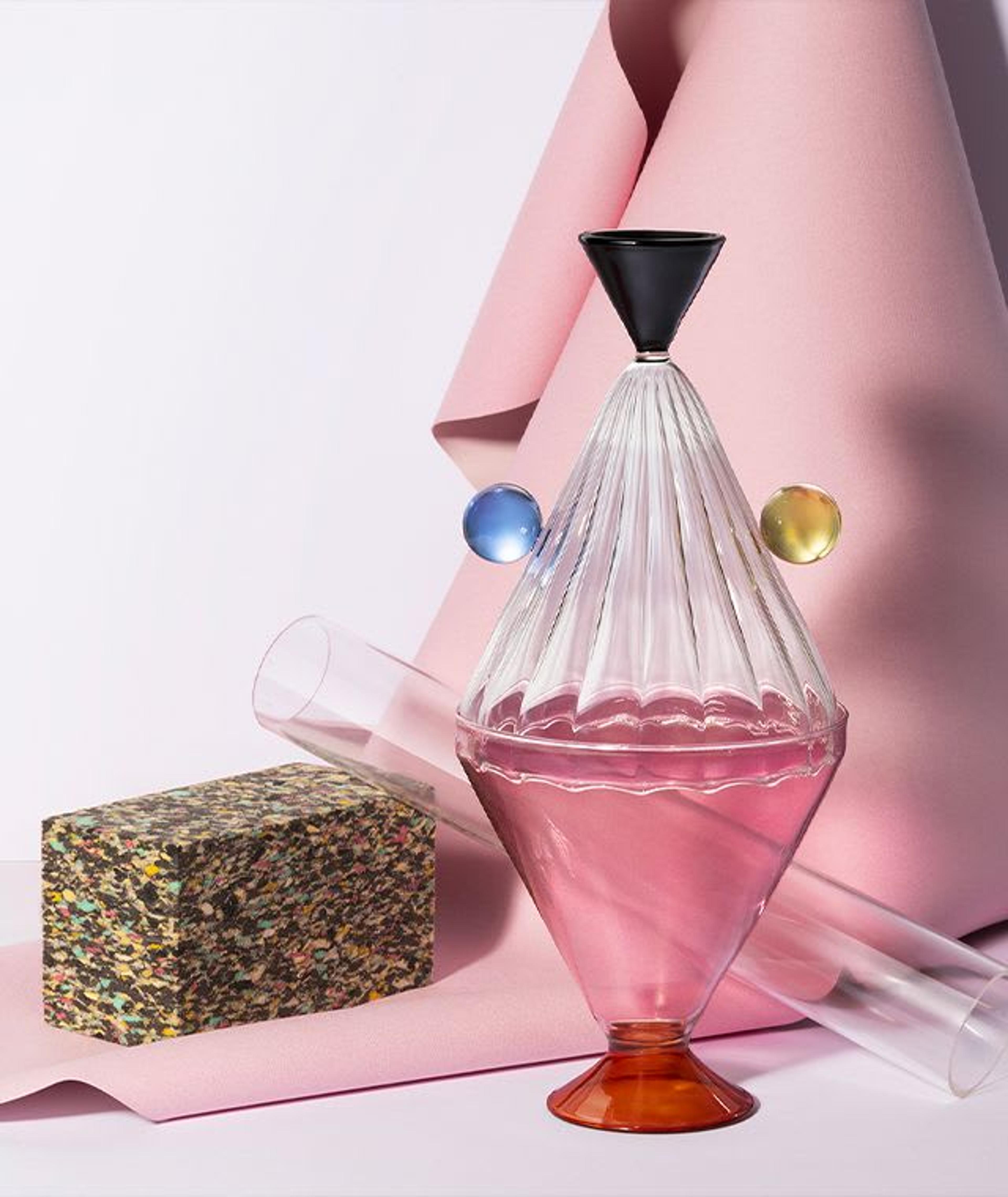 Arabesque Vase by Serena Confalonieri