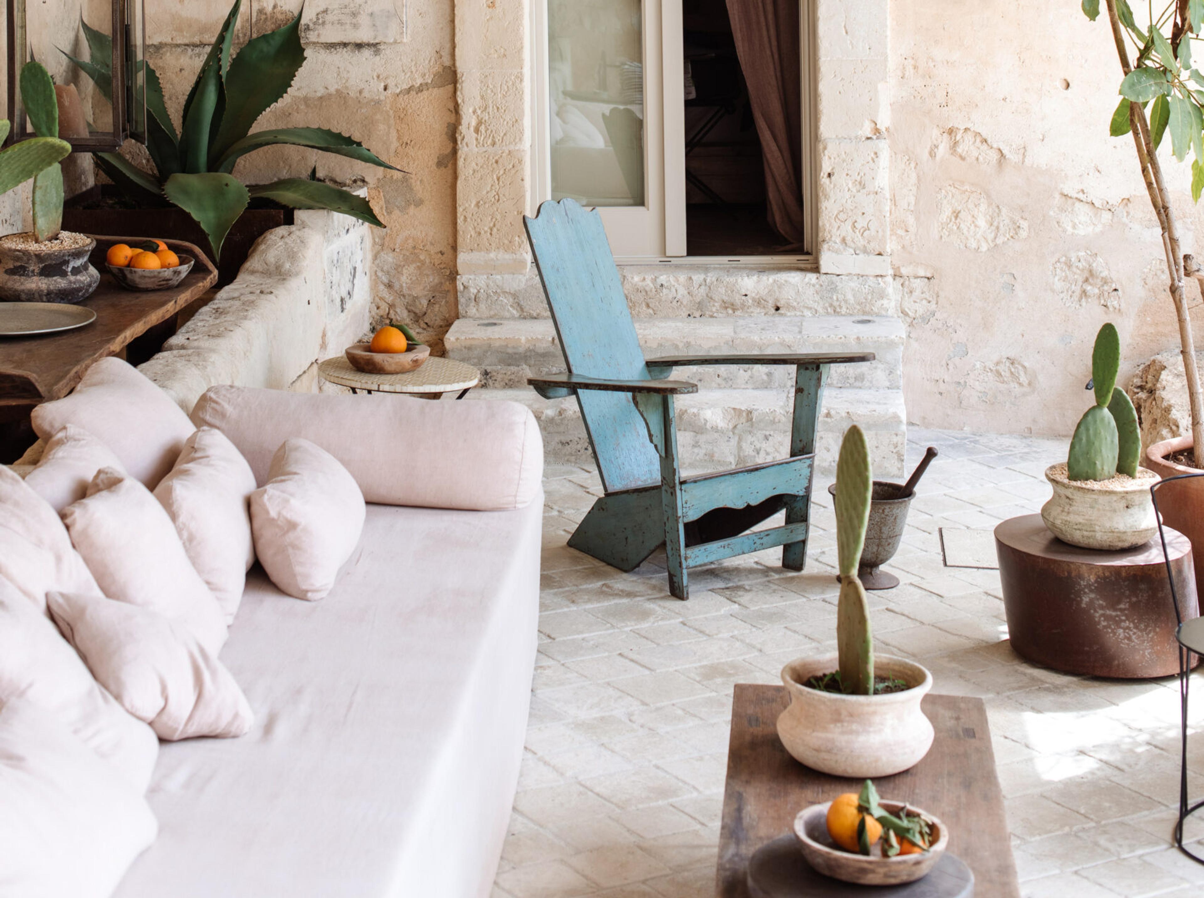 Mediterranean Décor