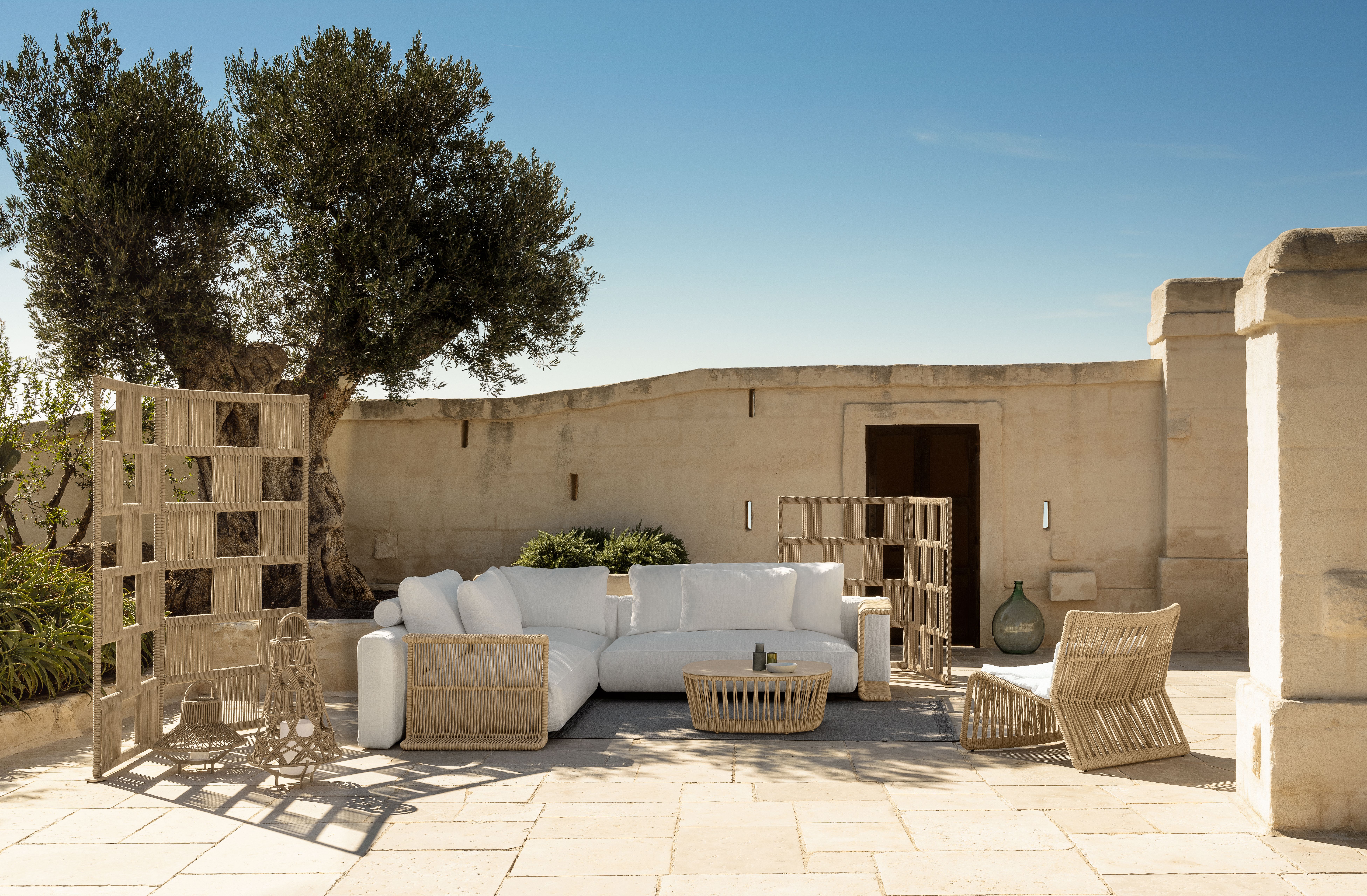 Outdoor Sofas & Benches