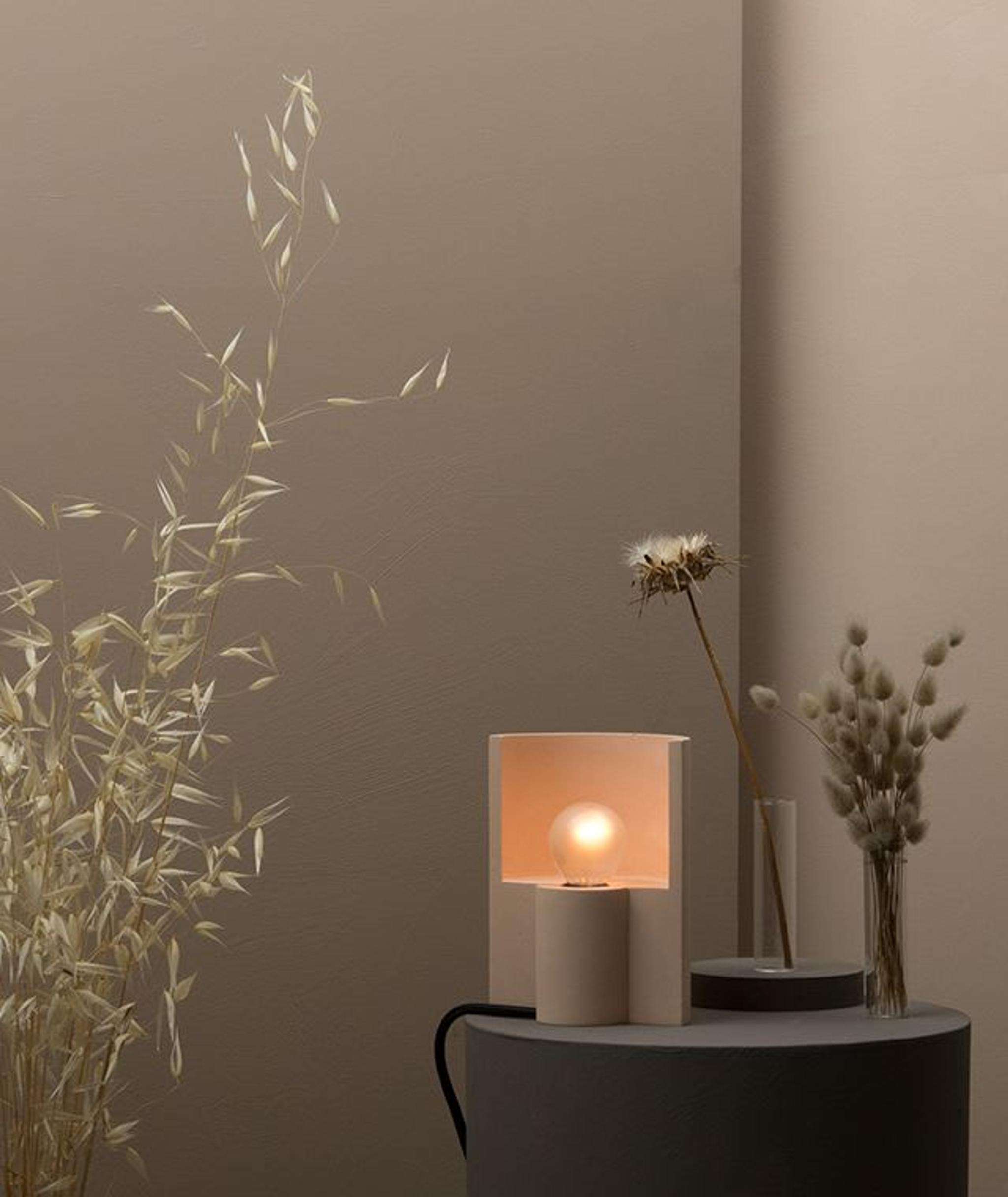 Lampada da tavolo Essey Gray di Plato Design