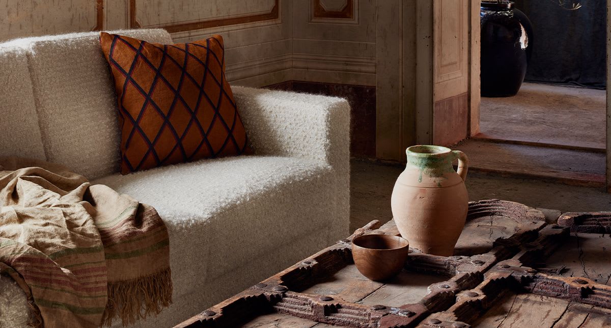 The House of Lyria - Textile Designer | Artemest