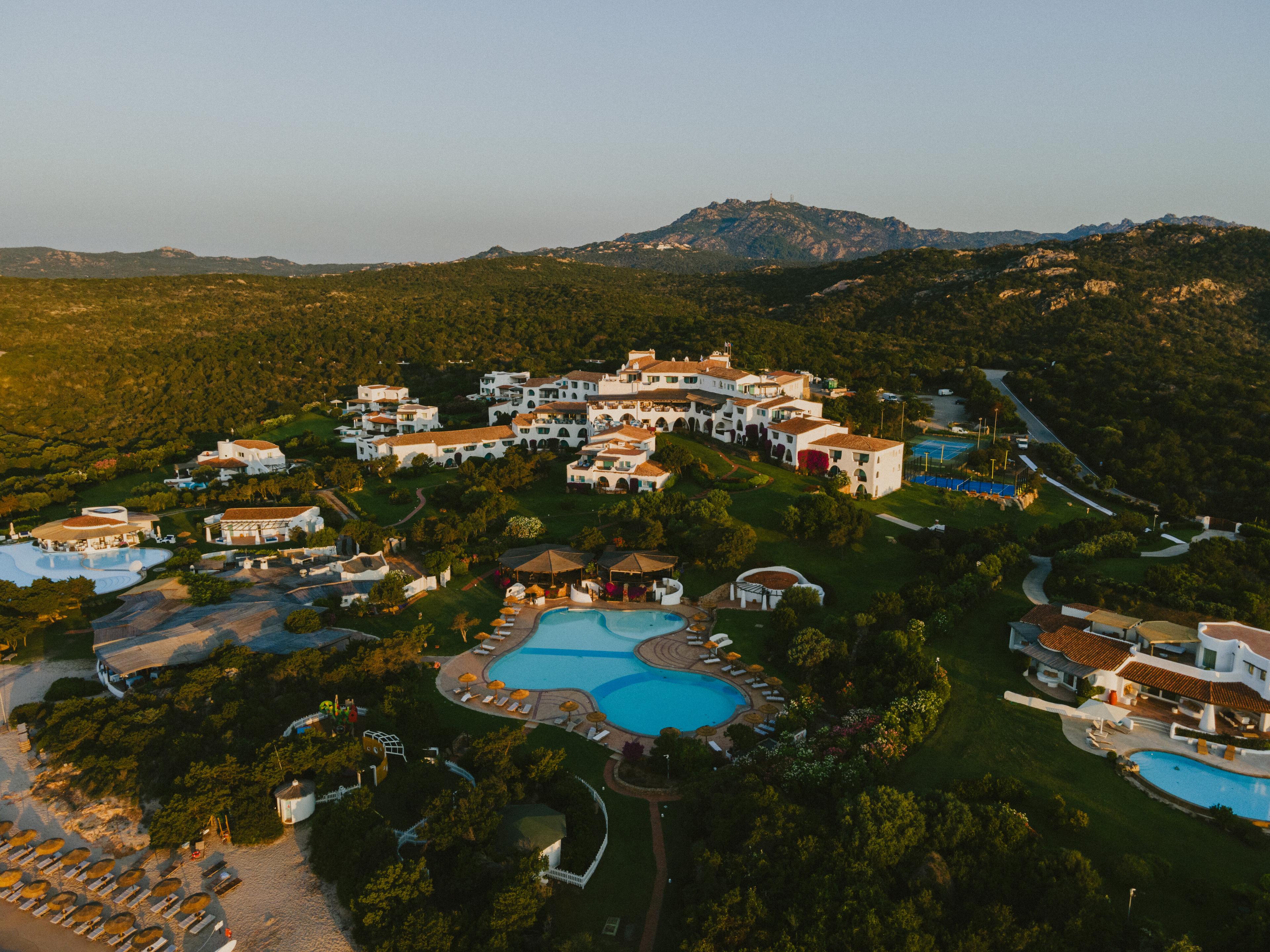 Una escapada atemporal junto al mar: Romazzino