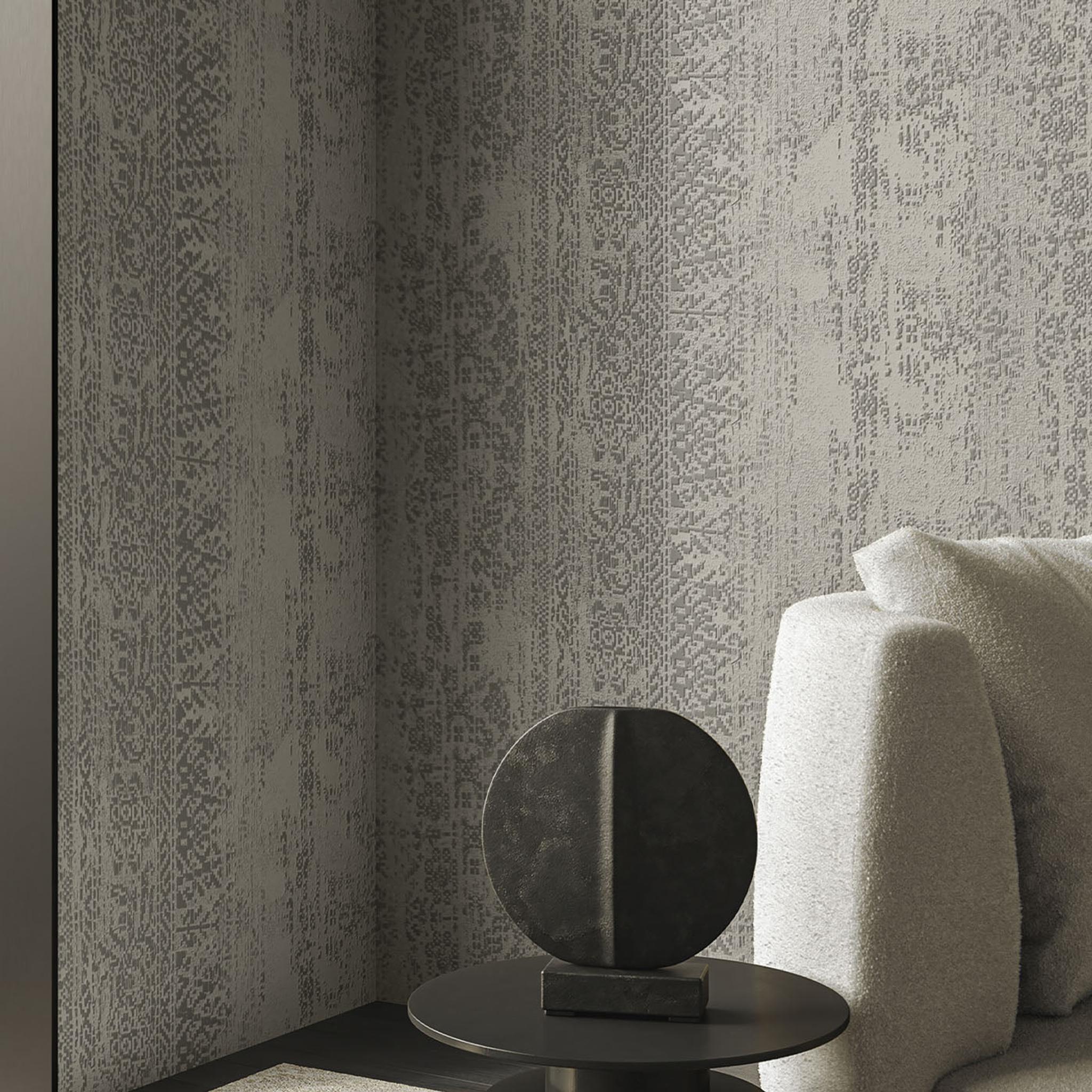 Glamora