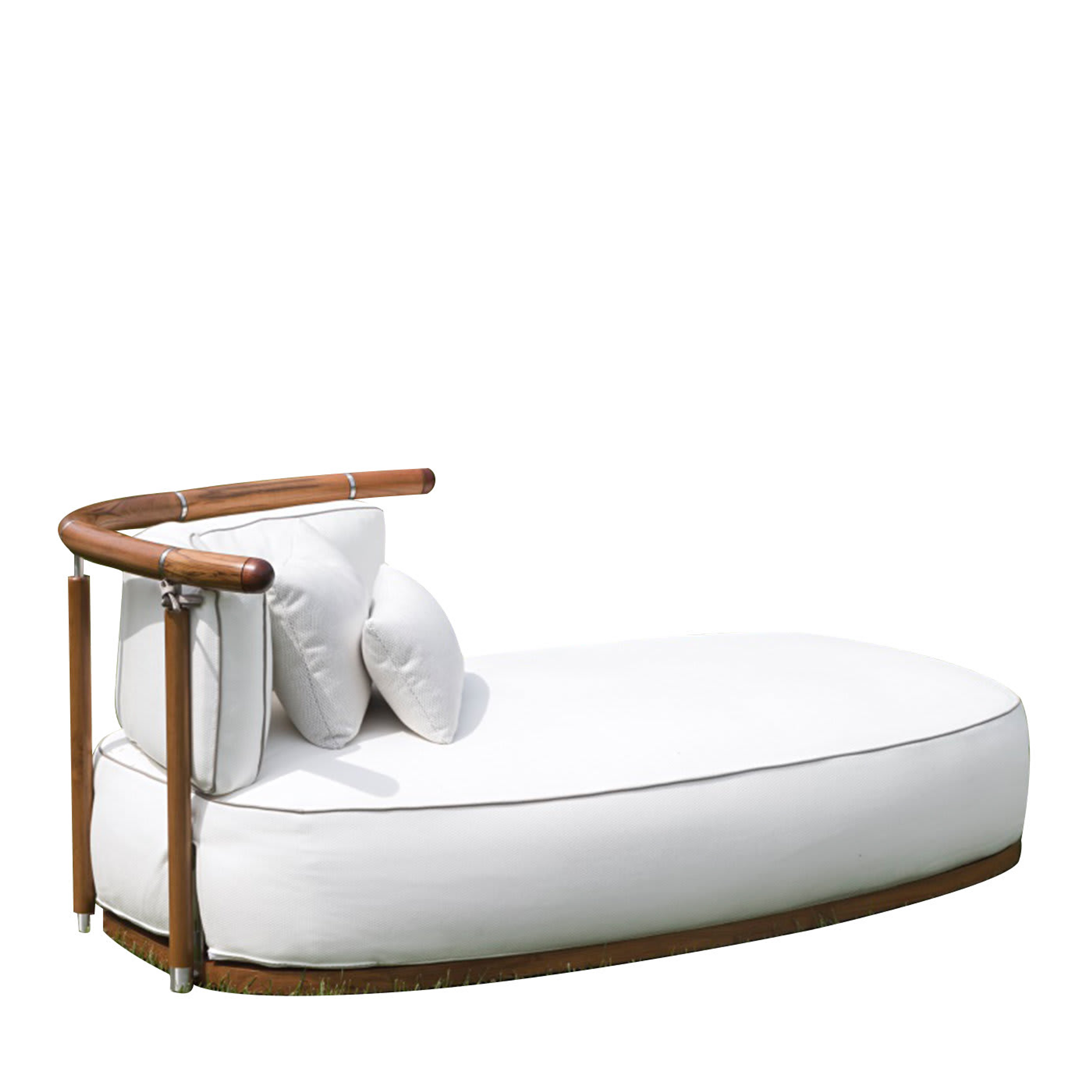 Outdoor Chaises & Daybeds thumbnail