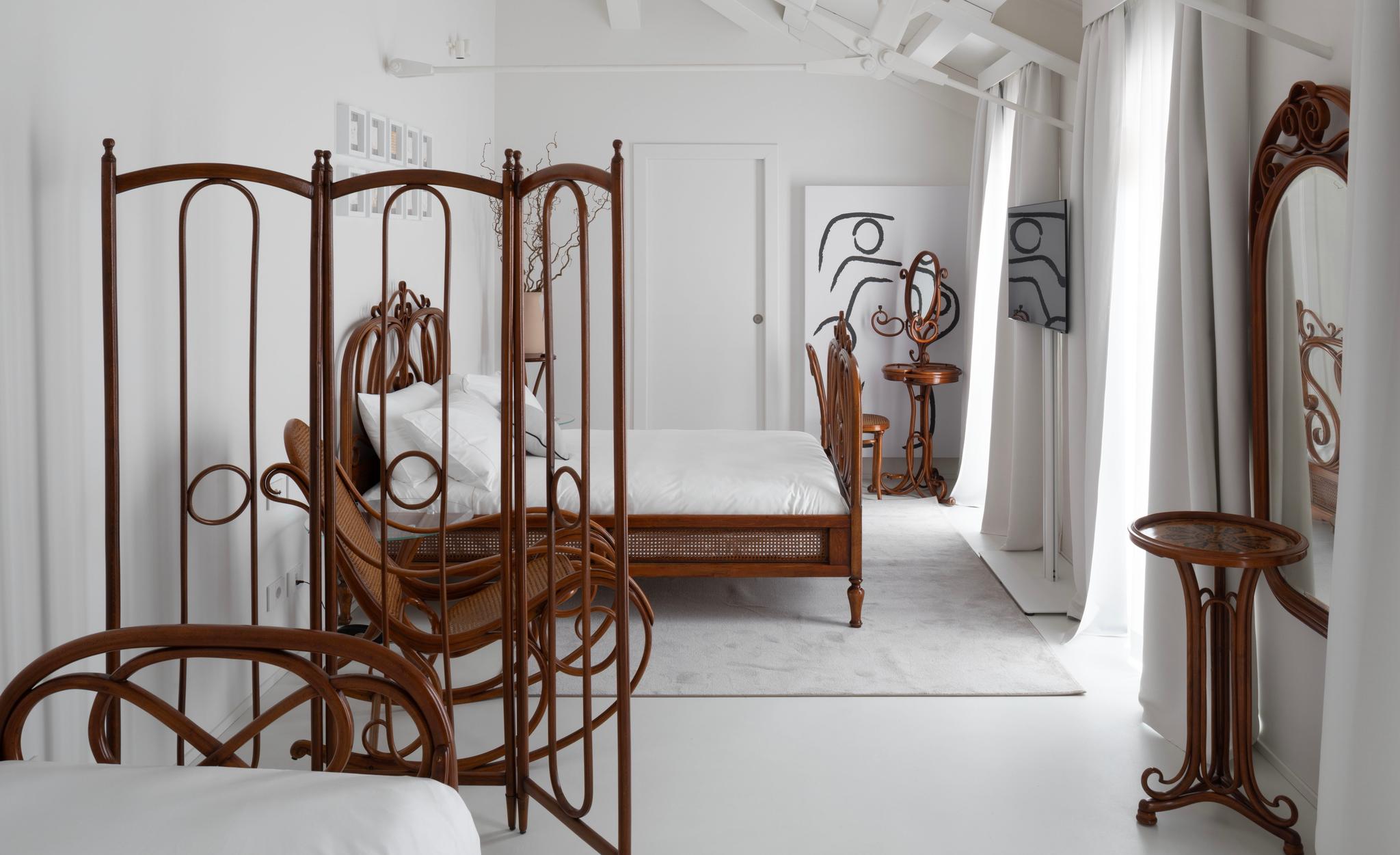 Photography by Manuel Rossi + German Bourgeat