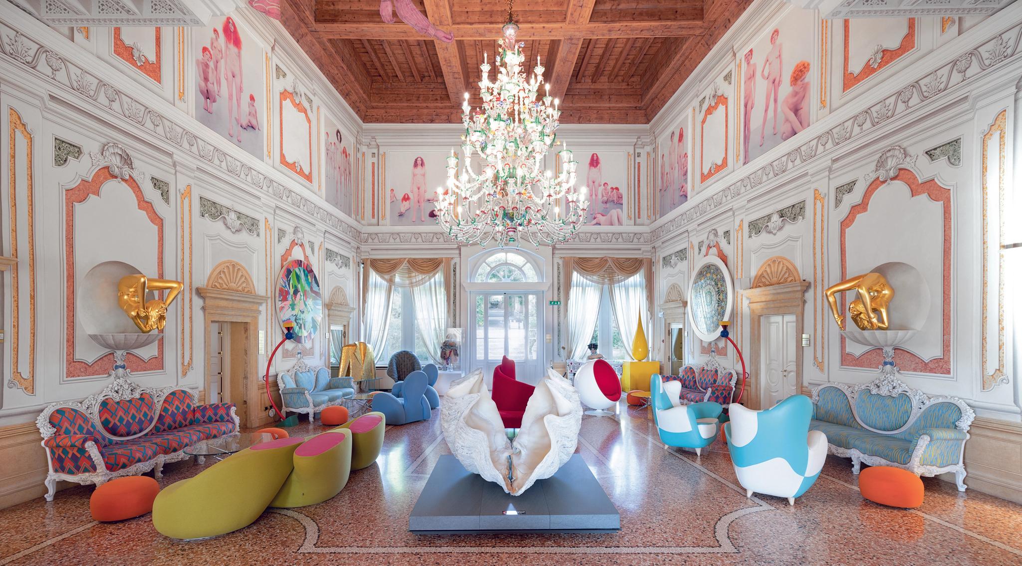 Byblos Art Hotel: Una Galería Viva