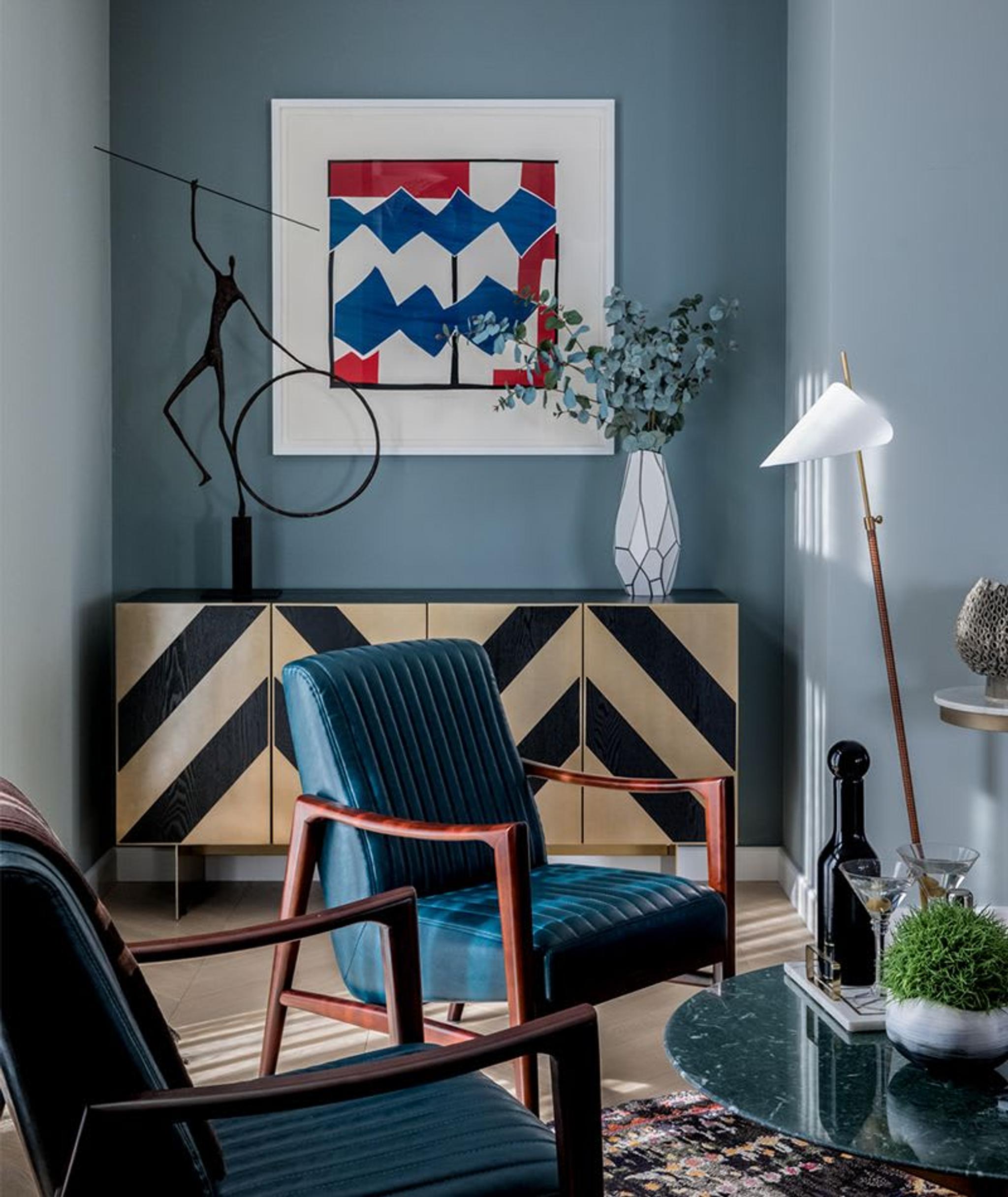 The Atlas, Living Room : des échos du glamour Art déco dans ce penthouse londonien moderne.