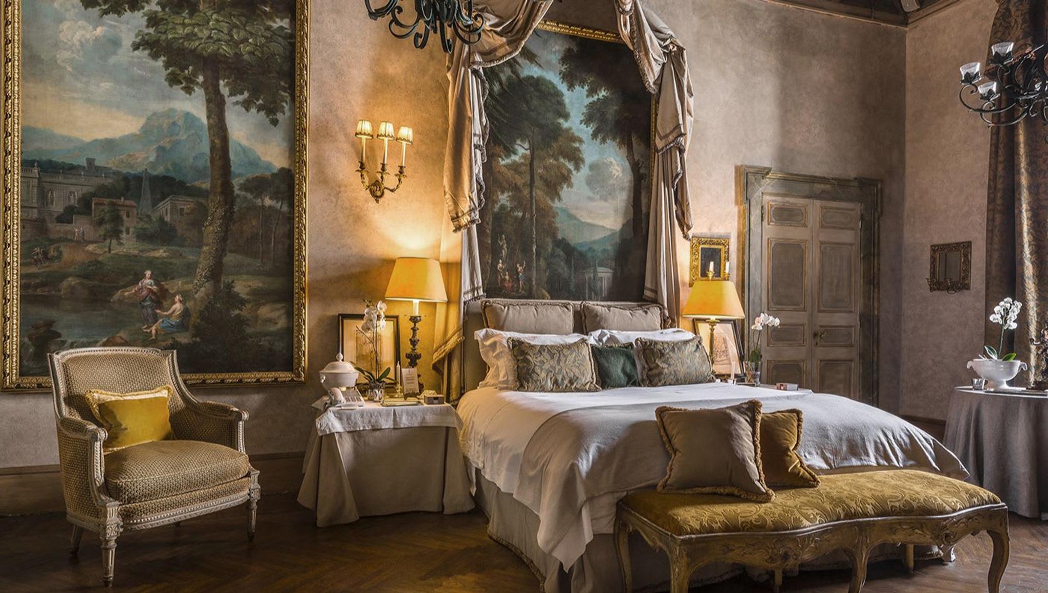 In the Heart of Rome: Residenza Napoleone
