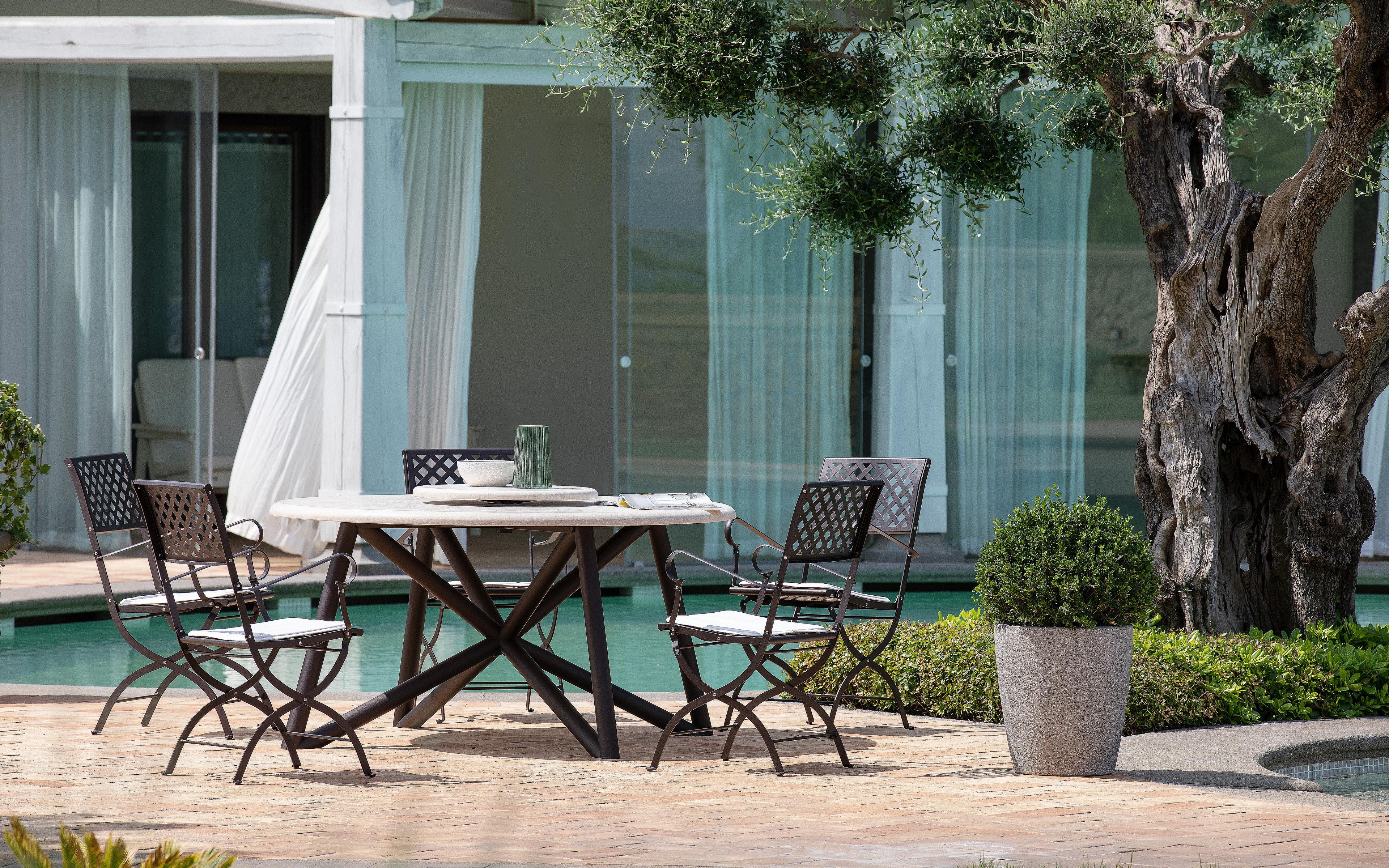 Veltha Outdoor Stone Design