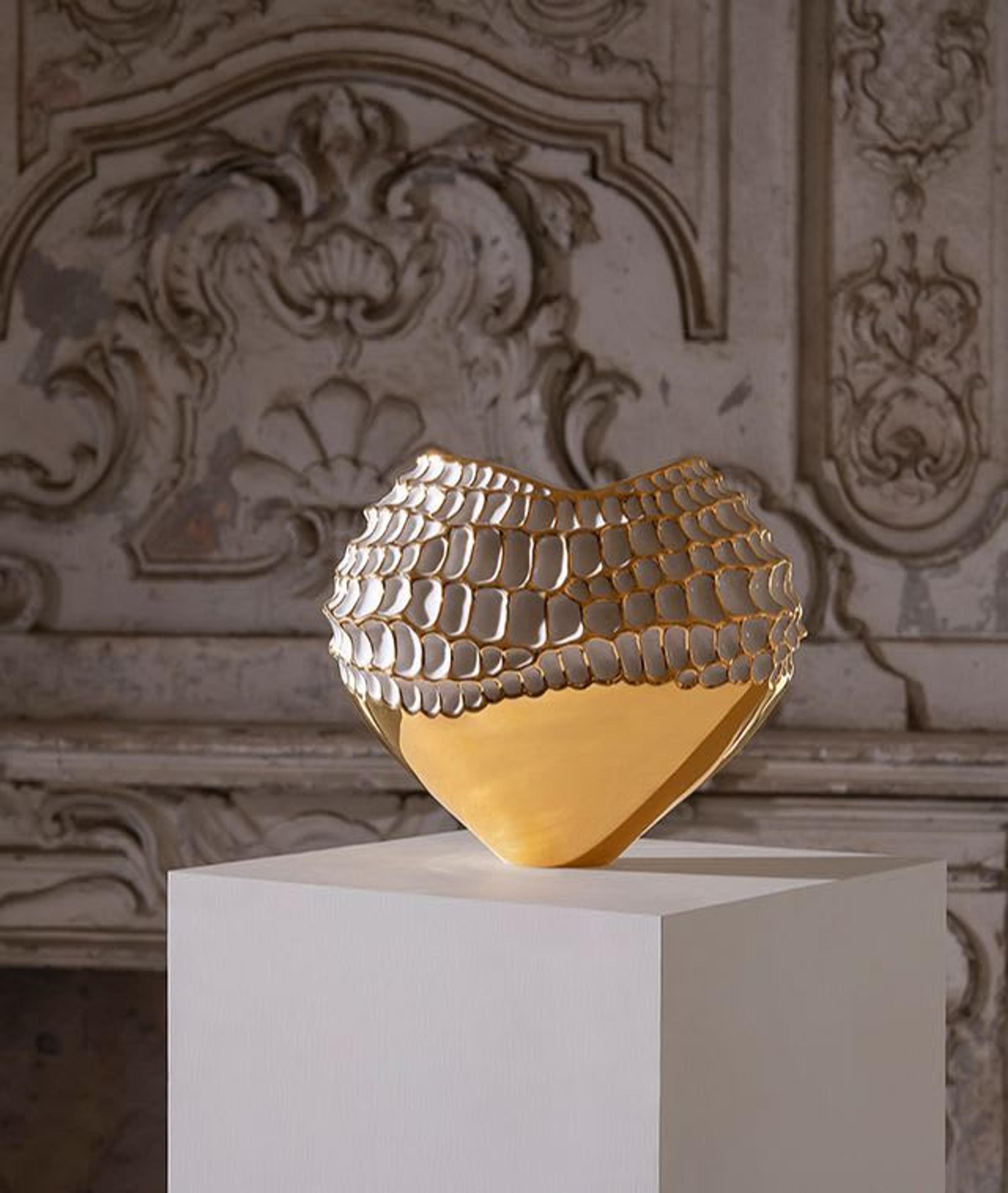 Goldene und weiße Sporos-Vase von Fos Ceramiche