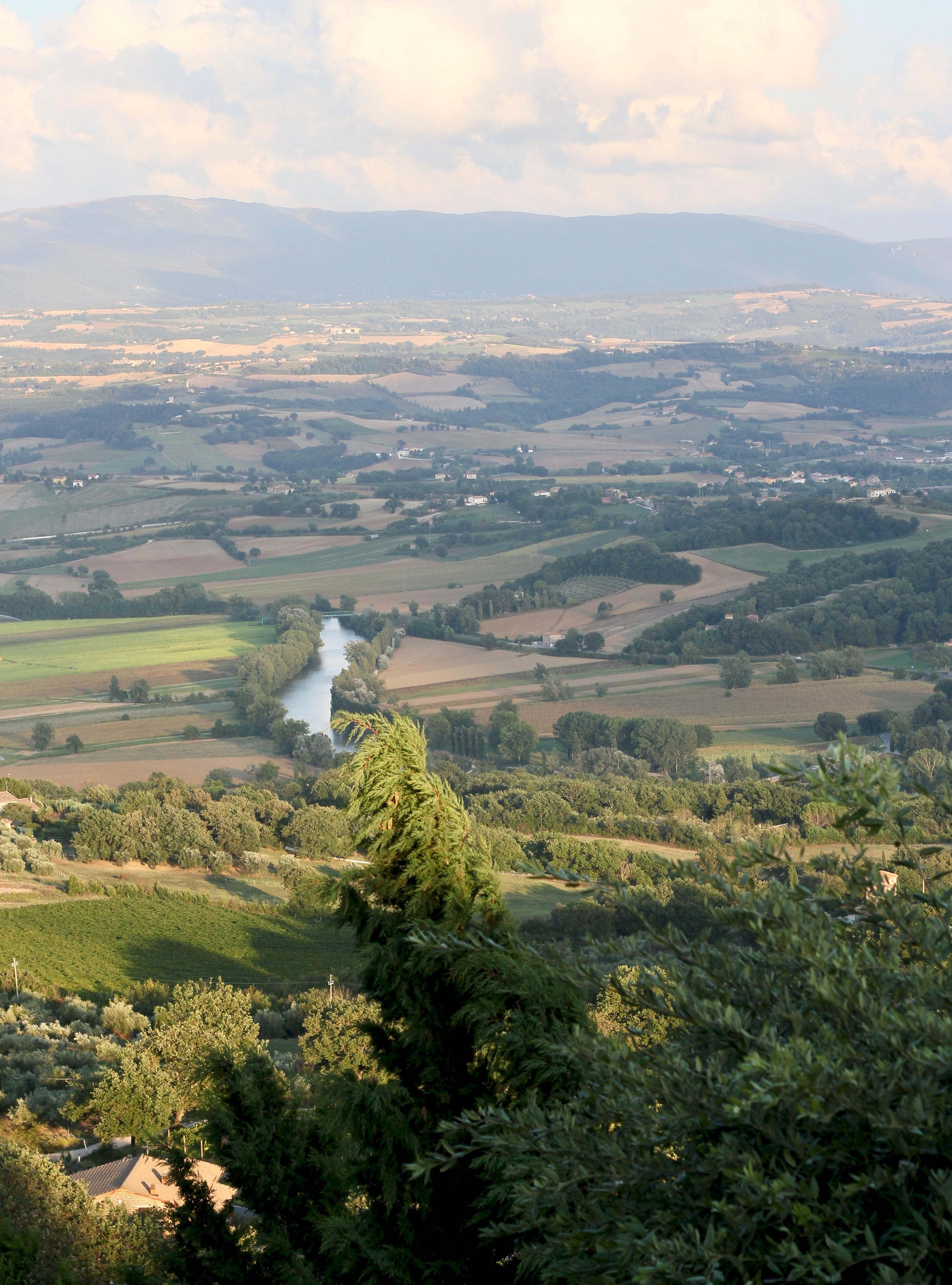 Ein Blick auf den Fluss Tevere