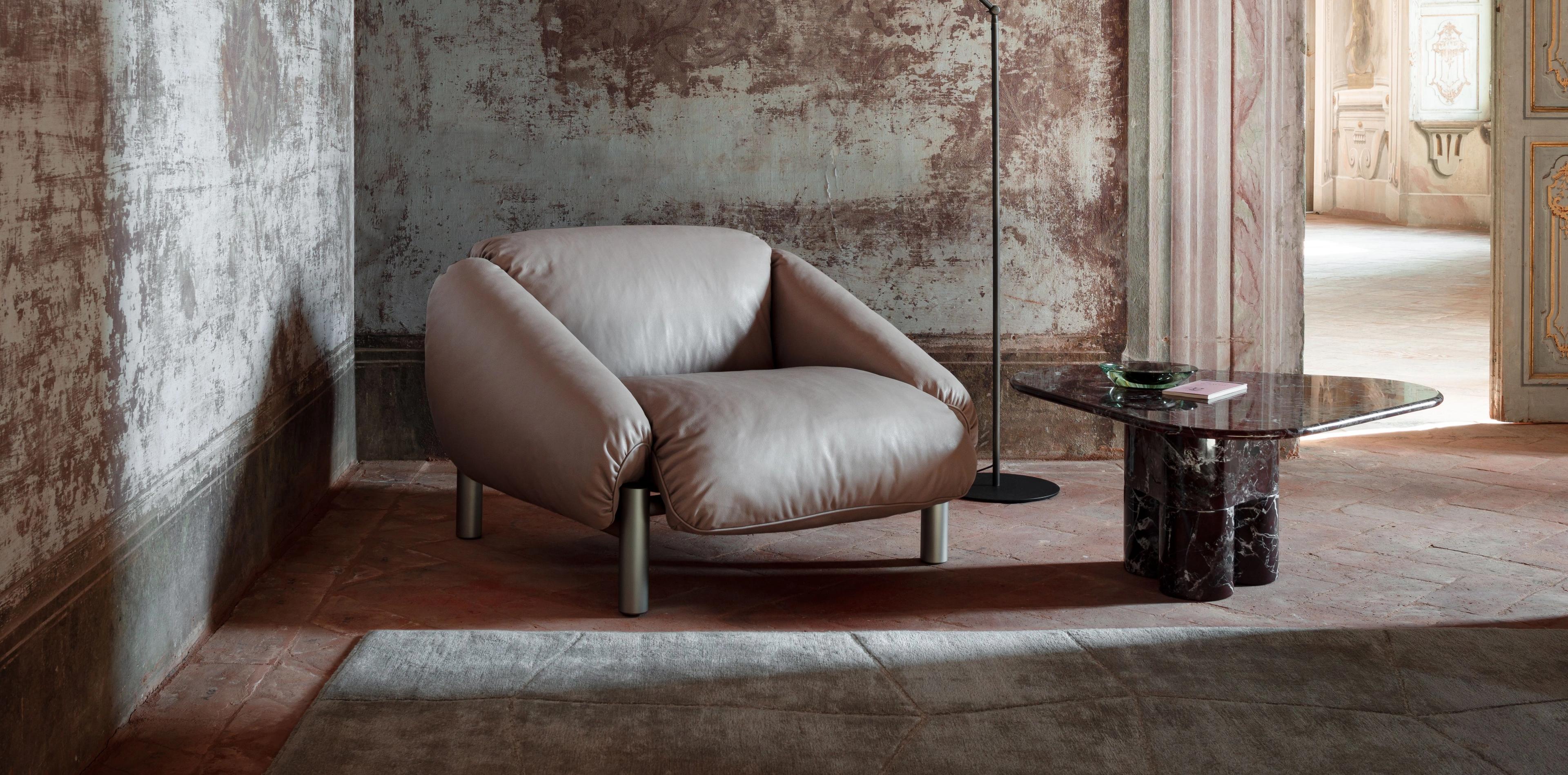 Plush Seating to Bring Comfort and Style in Your Living Room