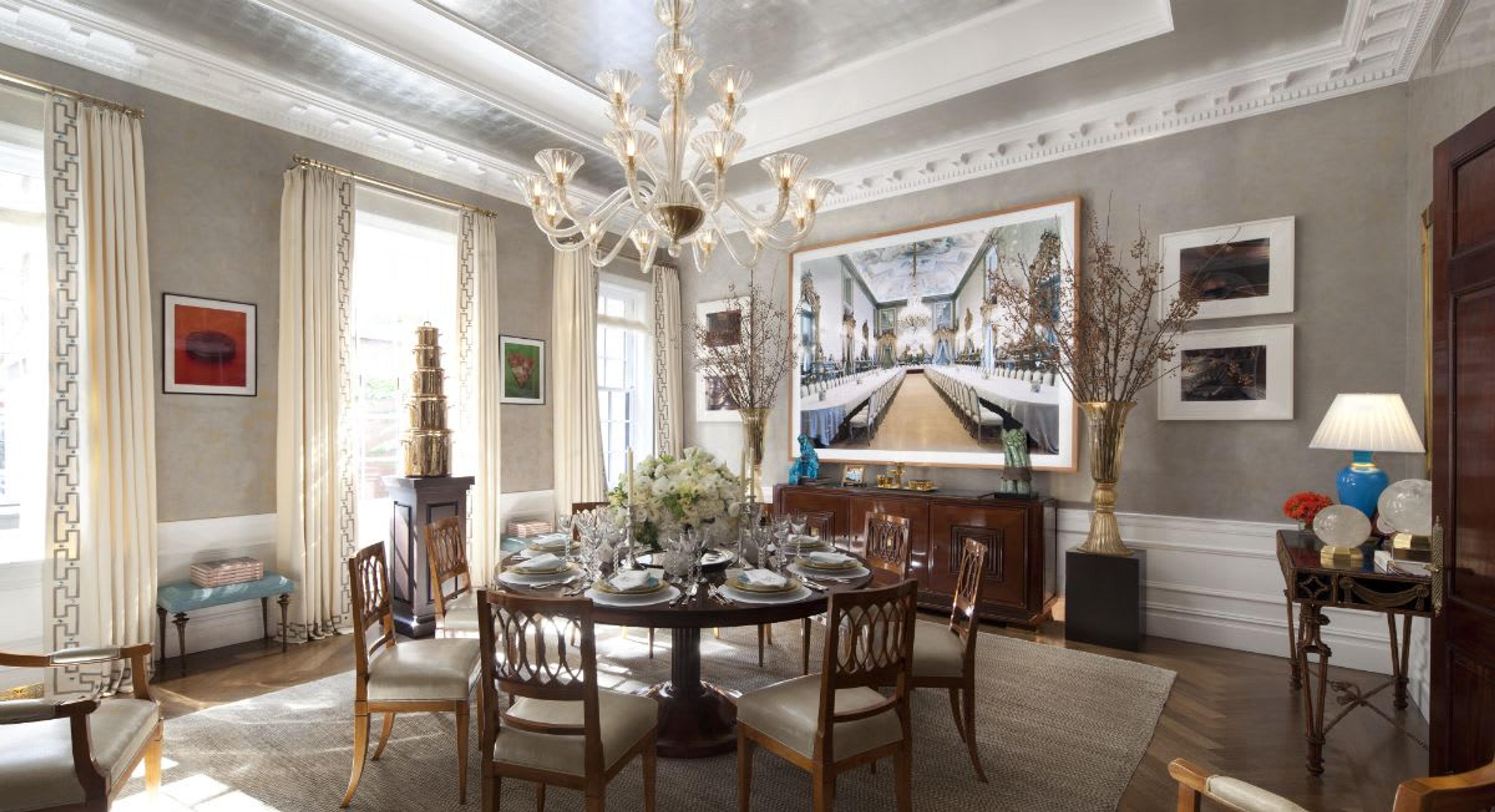 Kips Bay property dining room exquisitely decorated by Cullman & Kravis by mixing antiques with contemporary accents and home decor pieces.