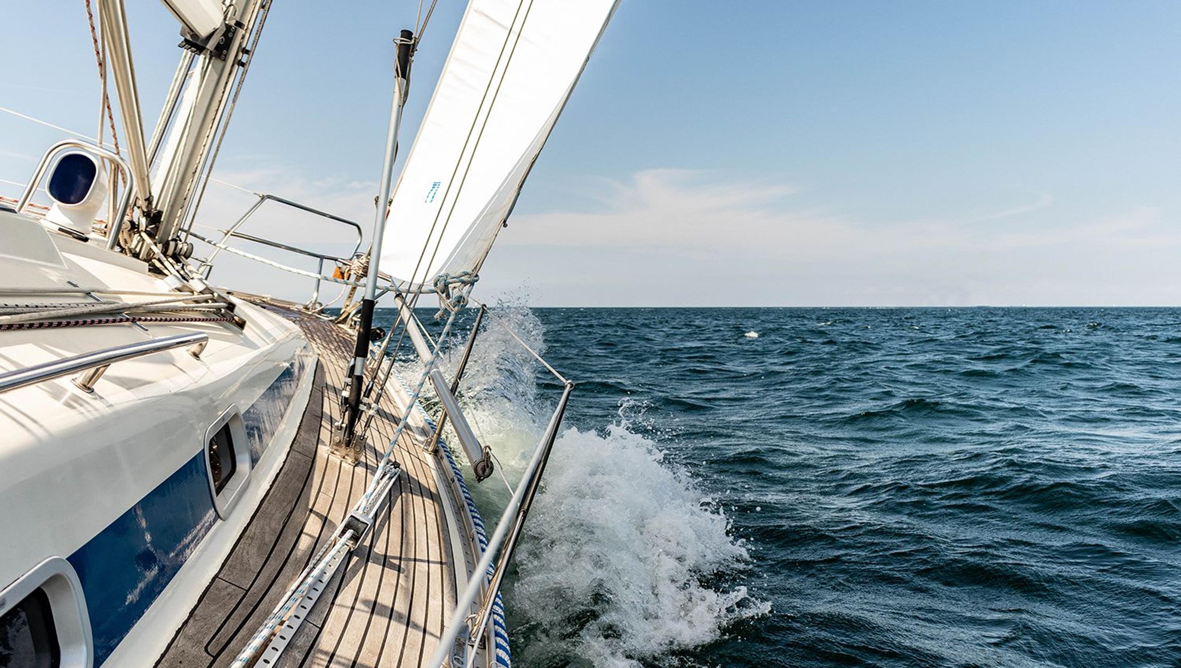 Sailing Away: Nautical Décor