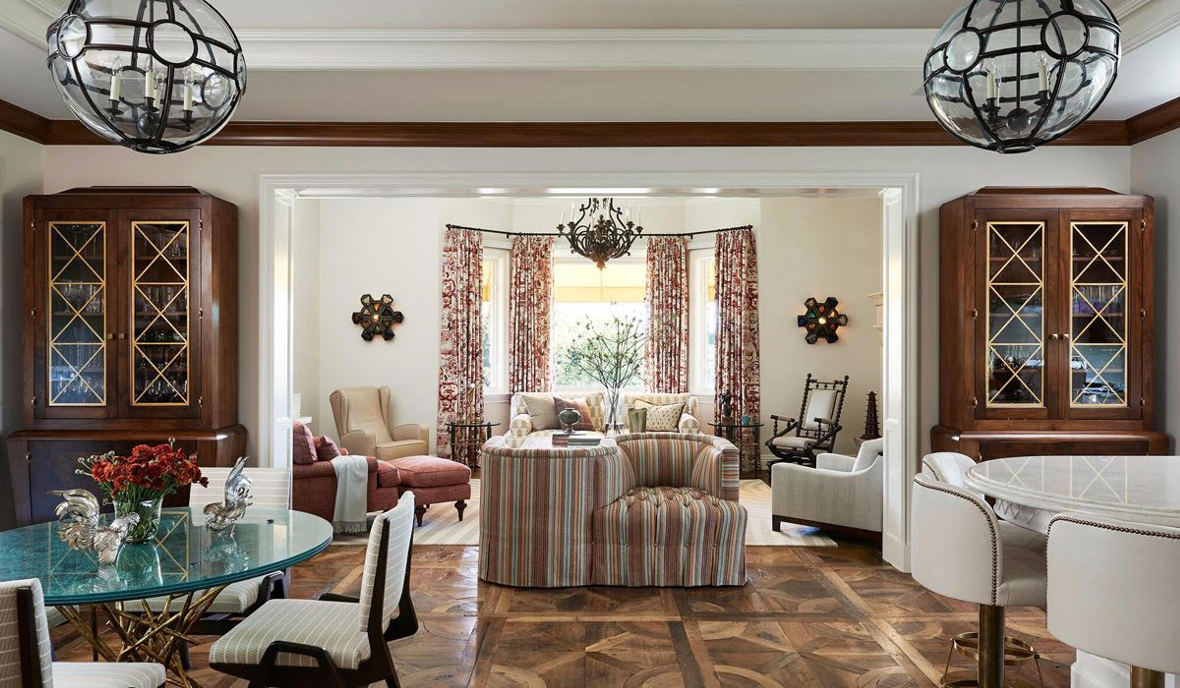 Anspruchsvolles und doch warmes und einladendes Wohnzimmer von Kim Alexandriuk. Fotografie: Dominique Vorillon, mit freundlicher Genehmigung von Elle Decor.