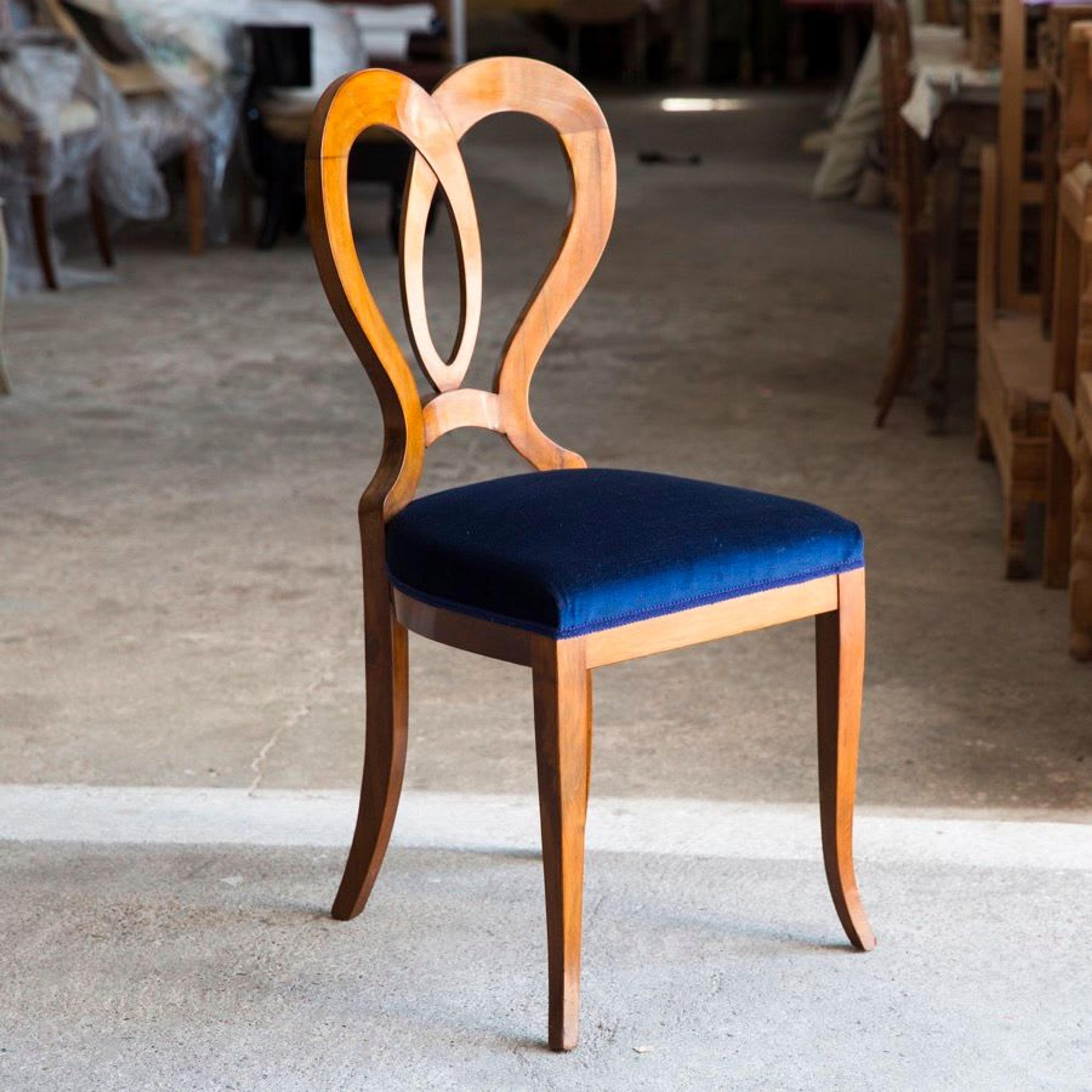 A Biedermeier Sedi Vener