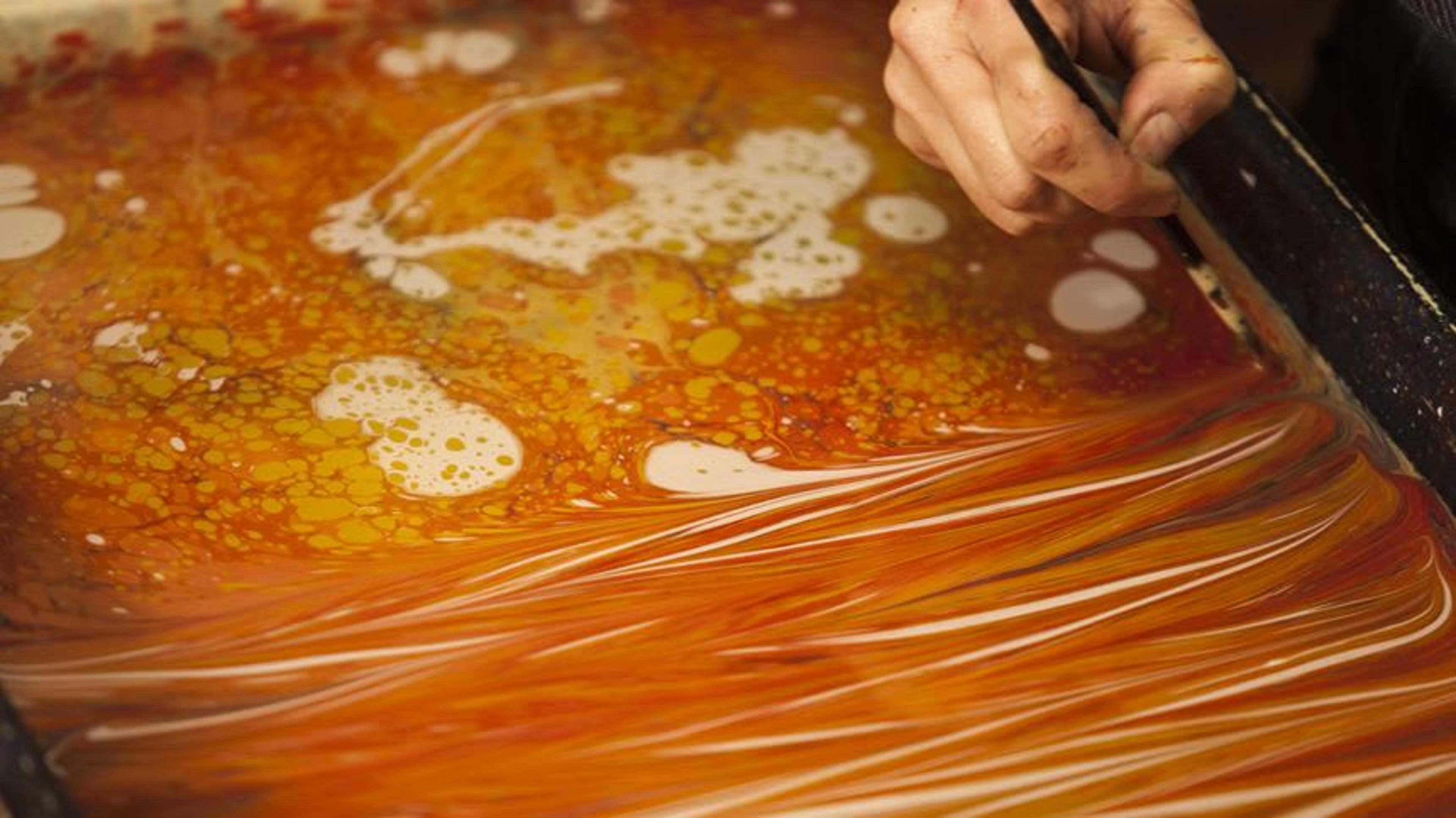 Painting the Paper - Credits Gil Gilbert