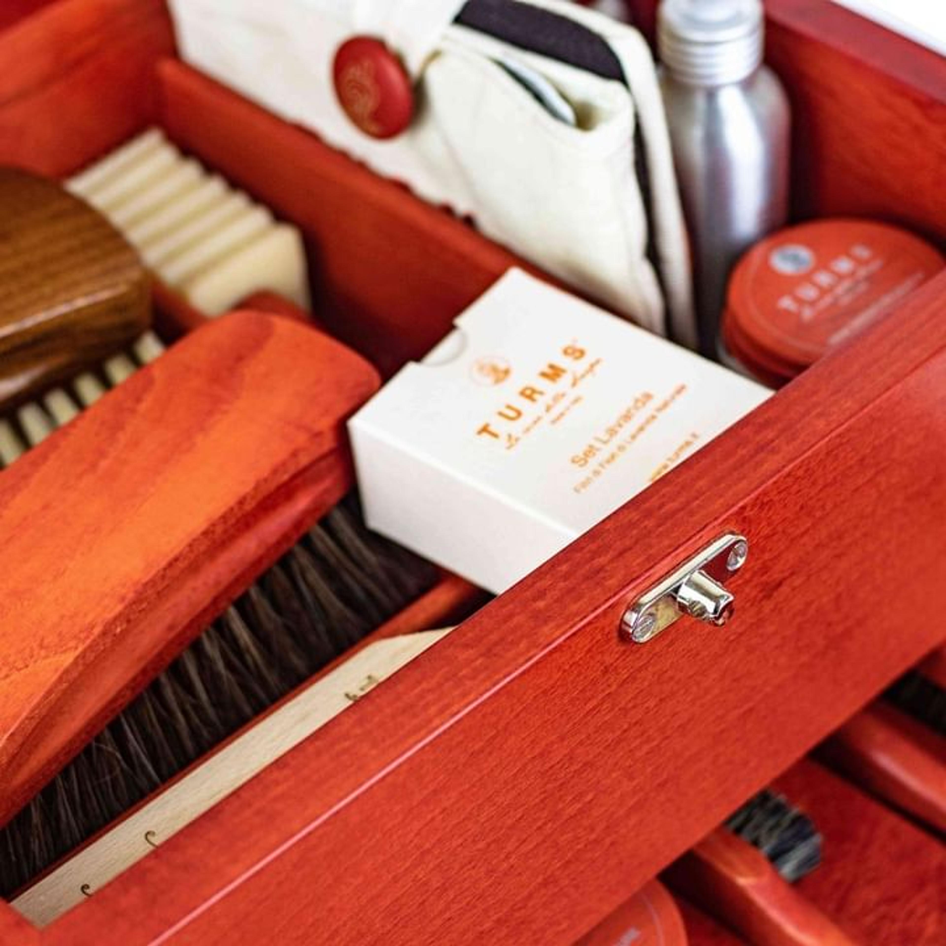 Chausse-pieds et Entretien des Chaussures