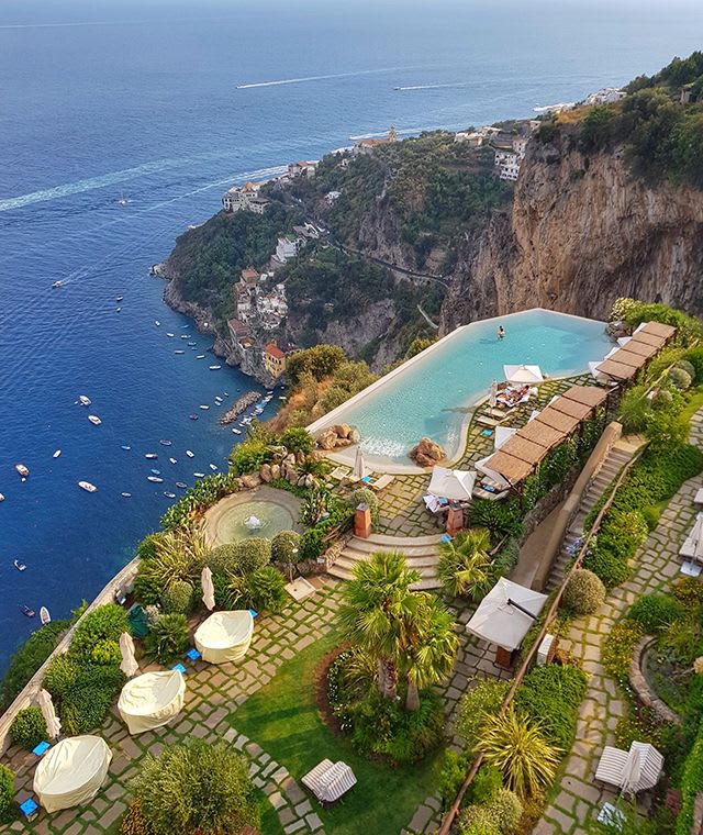 Blick auf die Costiera Amalfitana