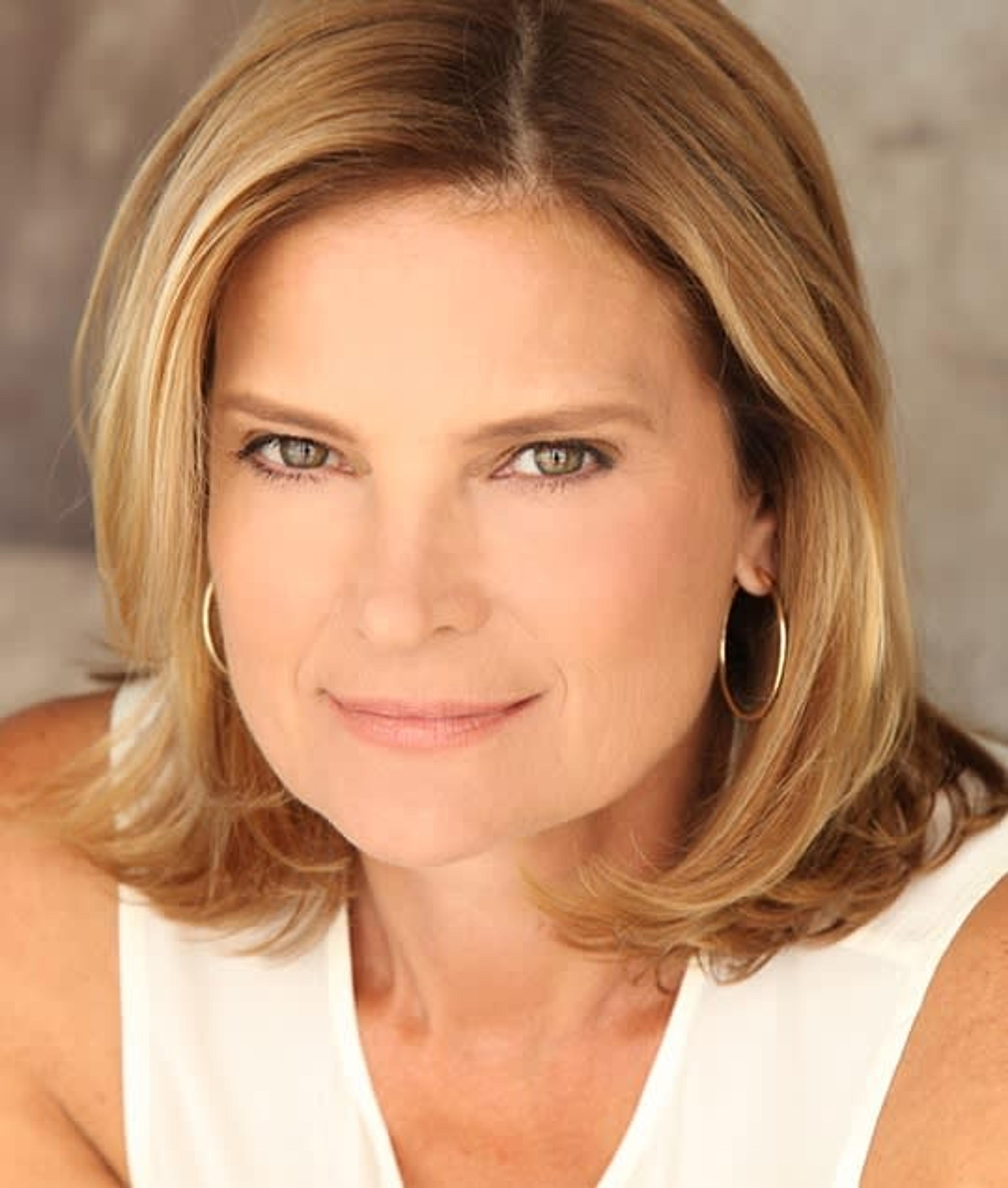 Interior Designer Elizabeth Dinkle