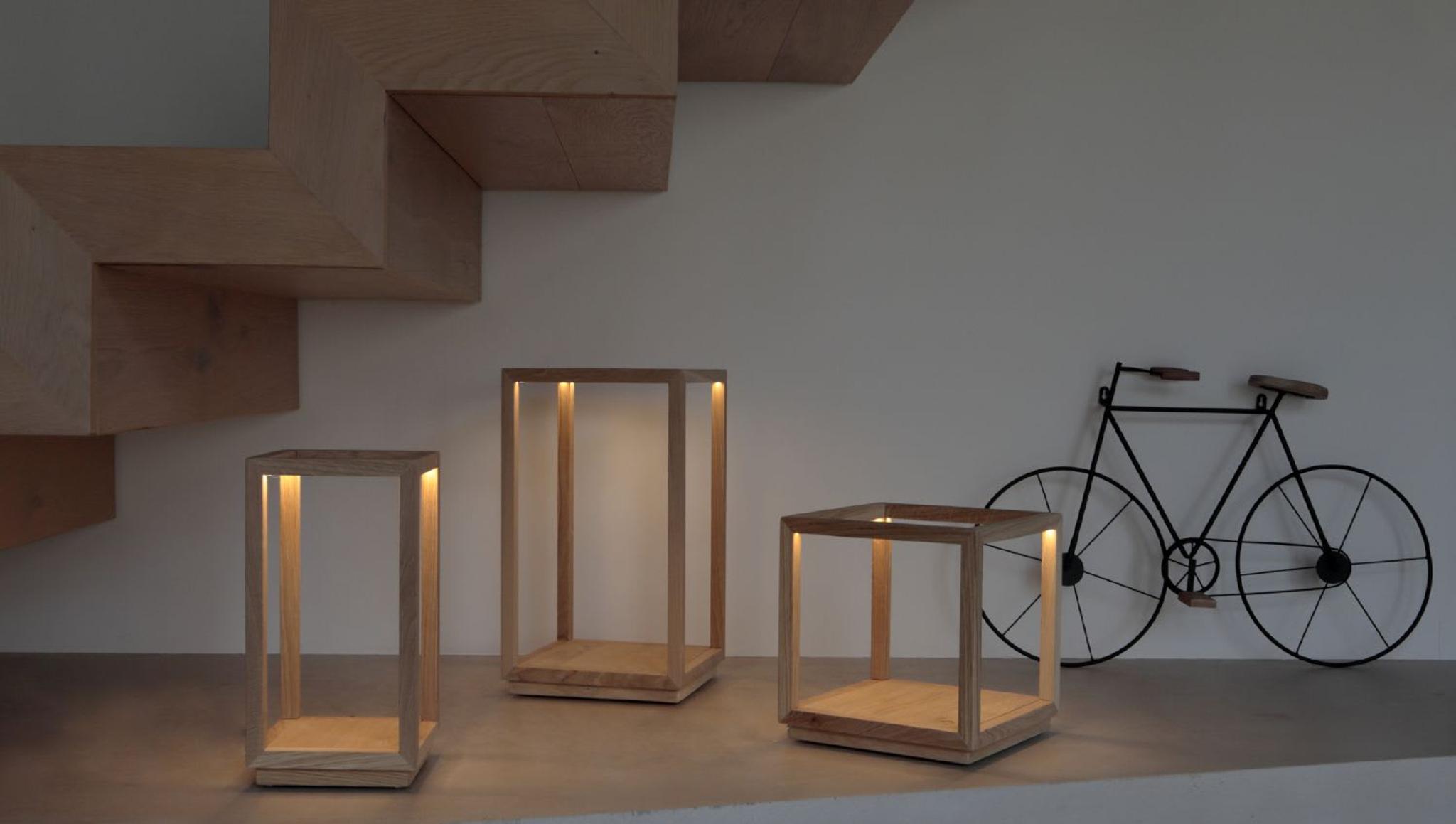 Lampada da tavolo Lantern Box di Deodara