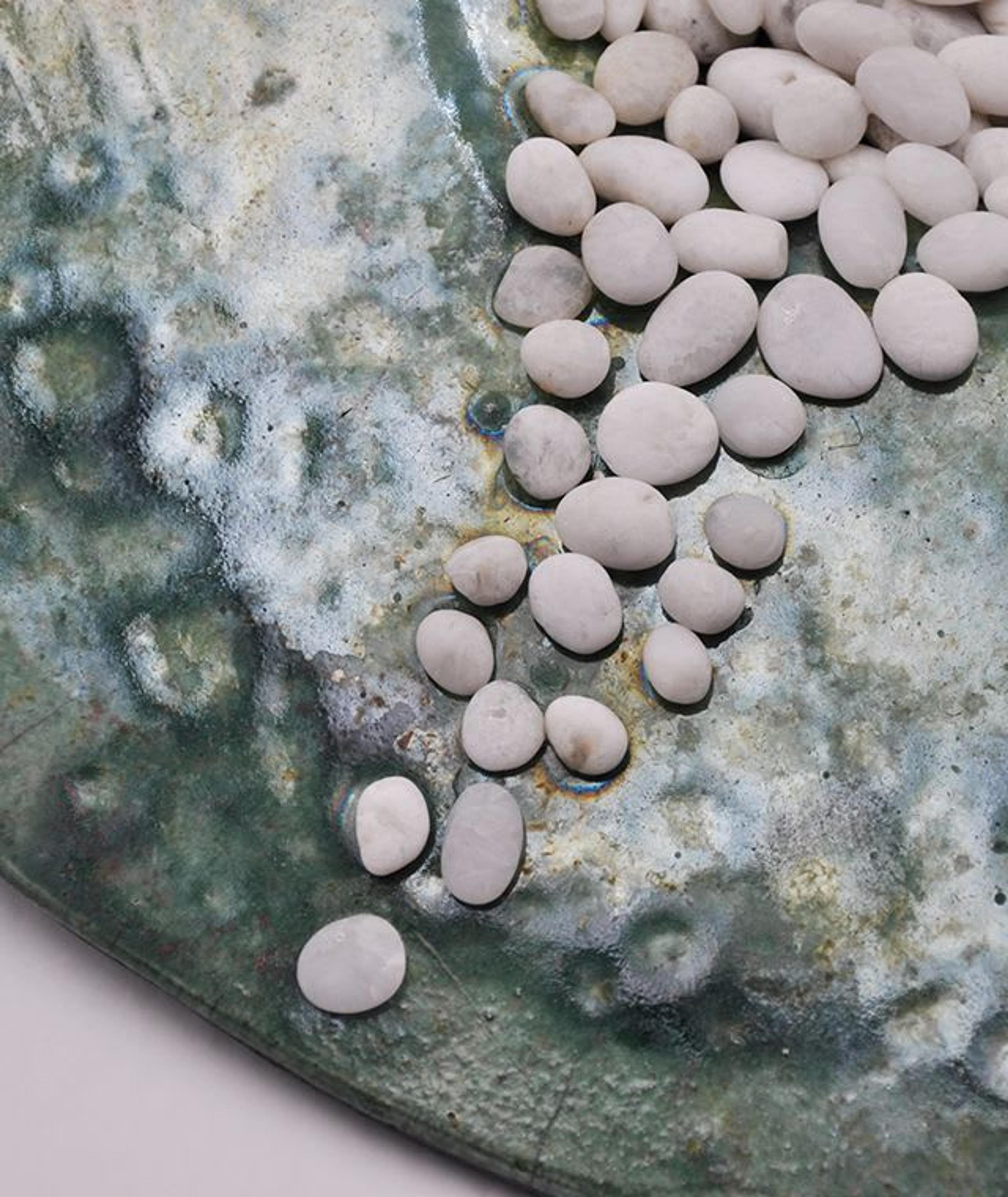 LEGAME VERDE RAKU PLATE BY NINO BASSO by Design Center 1991 