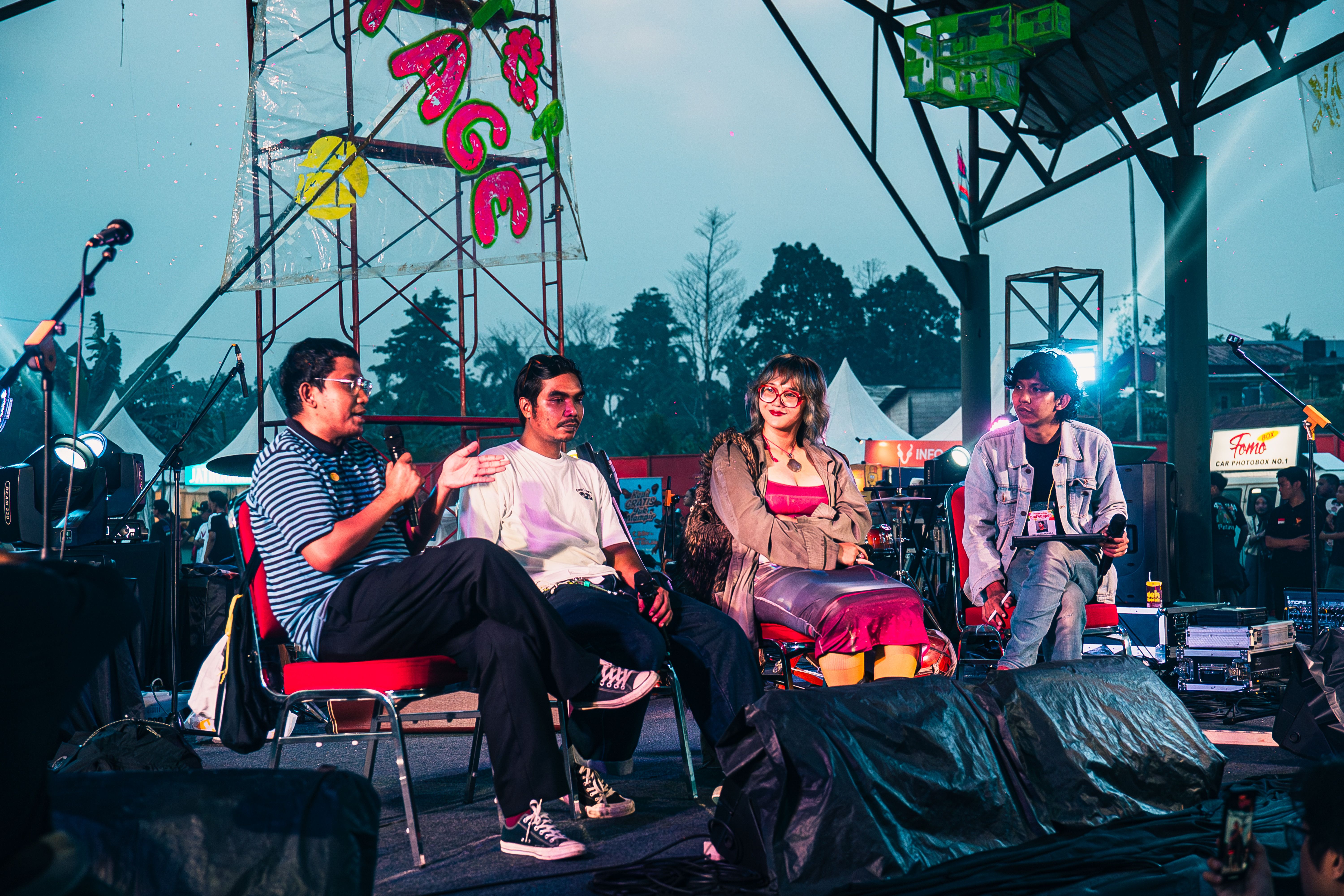 Padepopan: Sweet Escape Hadirkan Festival Musik di Tengah Terminal Jatijajar yang Tetap Beroperasi