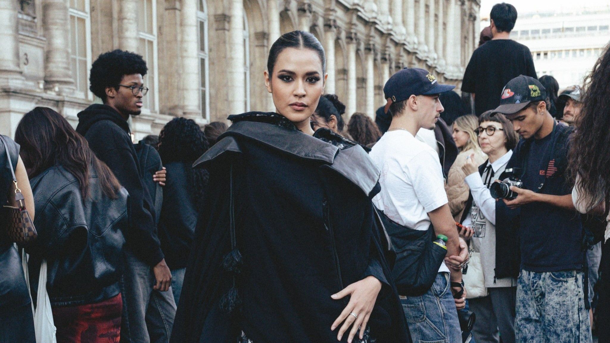 Pesona Raisa di Paris Fashion Week 2026