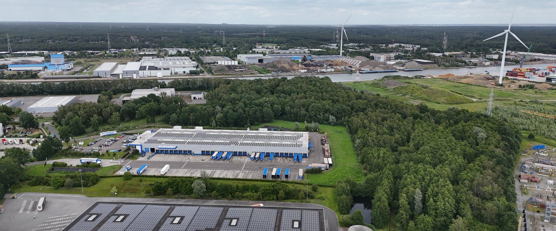 Twee nieuwe coöperatieve windturbines in Genk-Zuid